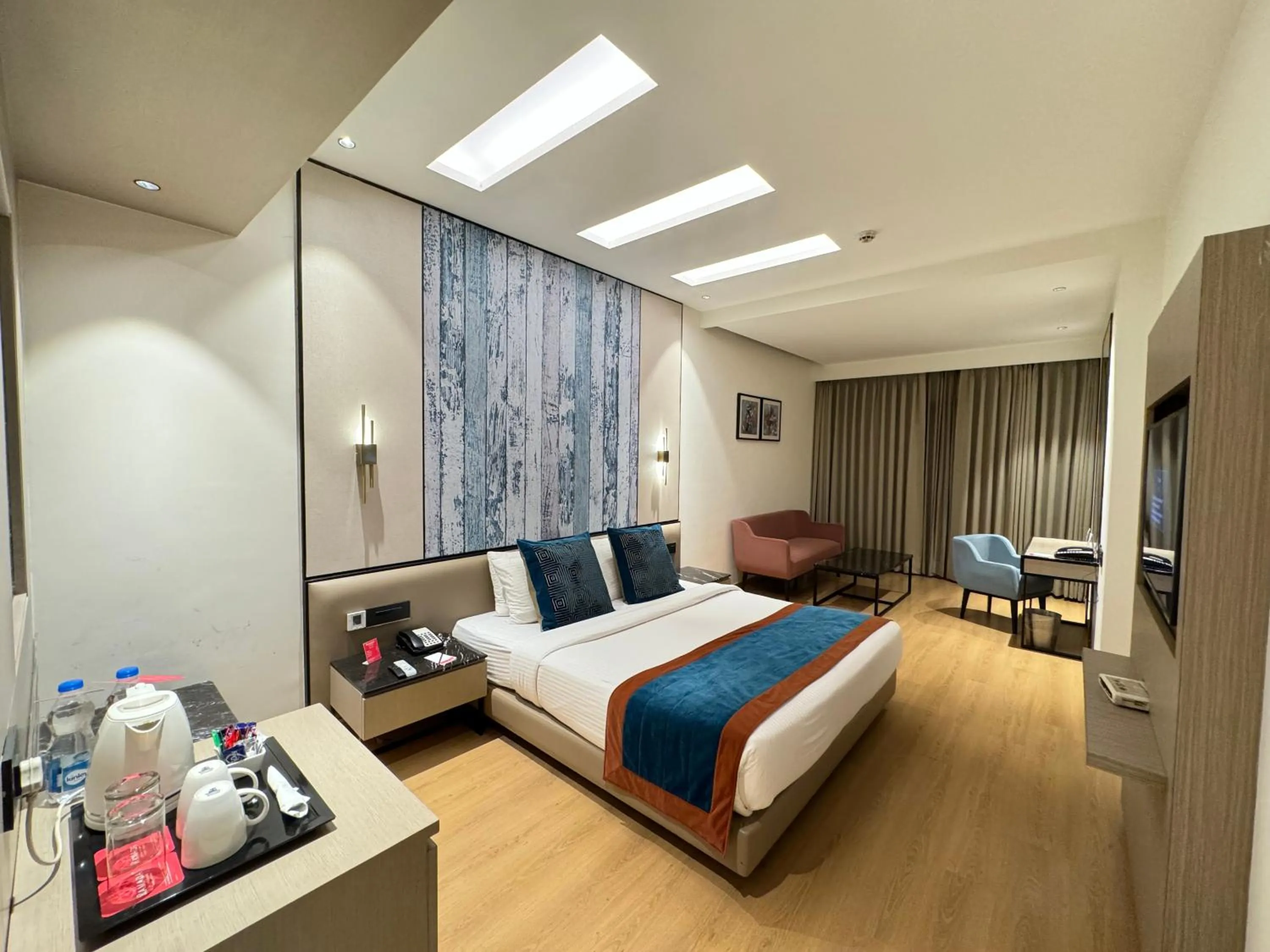 TV and multimedia, Bed in Ramada by Wyndham Jalandhar City Center