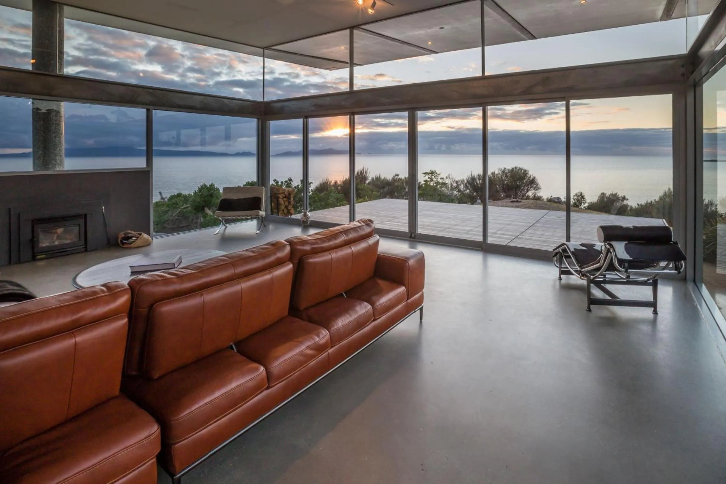 Living room in Avalon Coastal Retreat