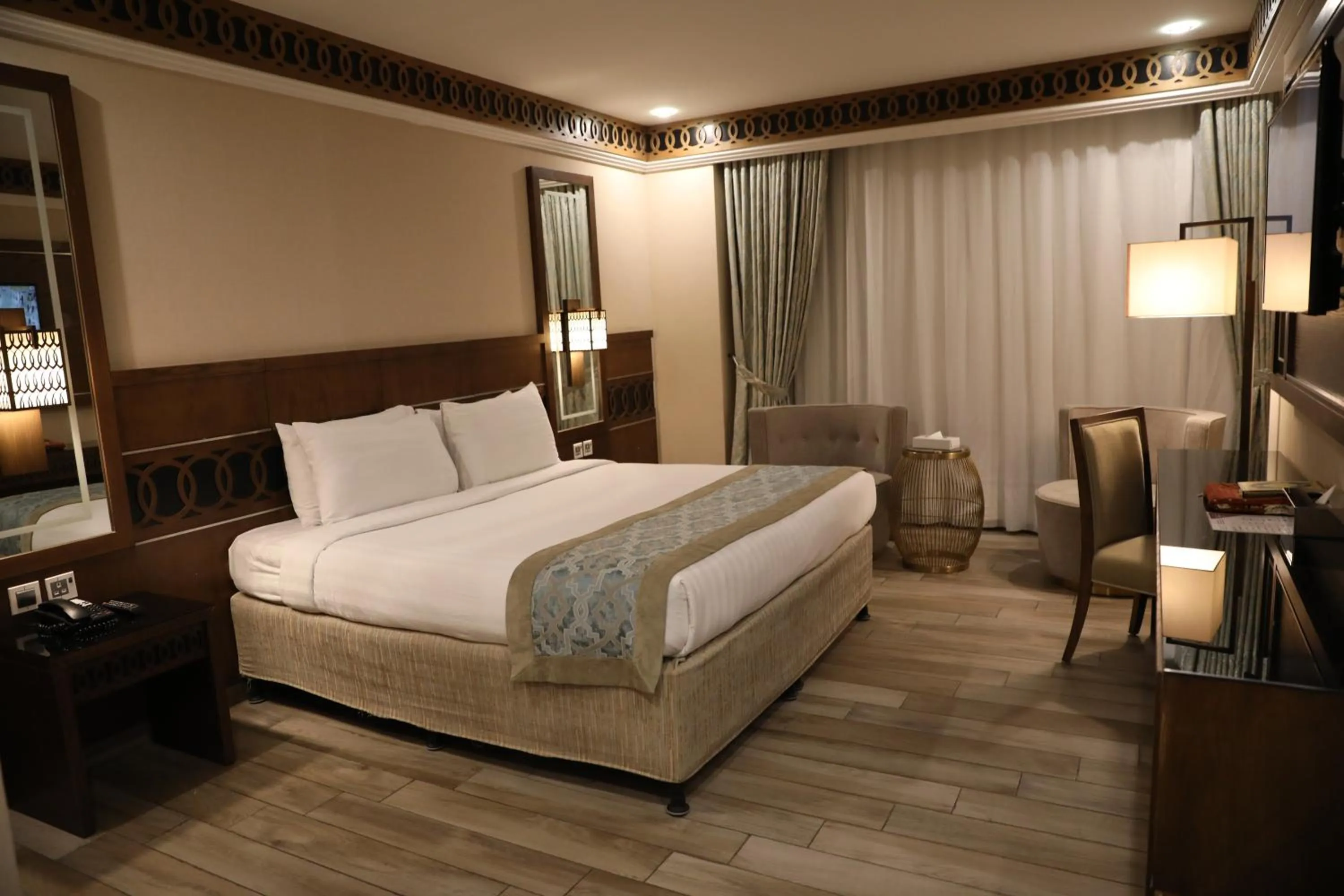 Bed in Violet Al Azizia Hotel MASJID Al Qatari