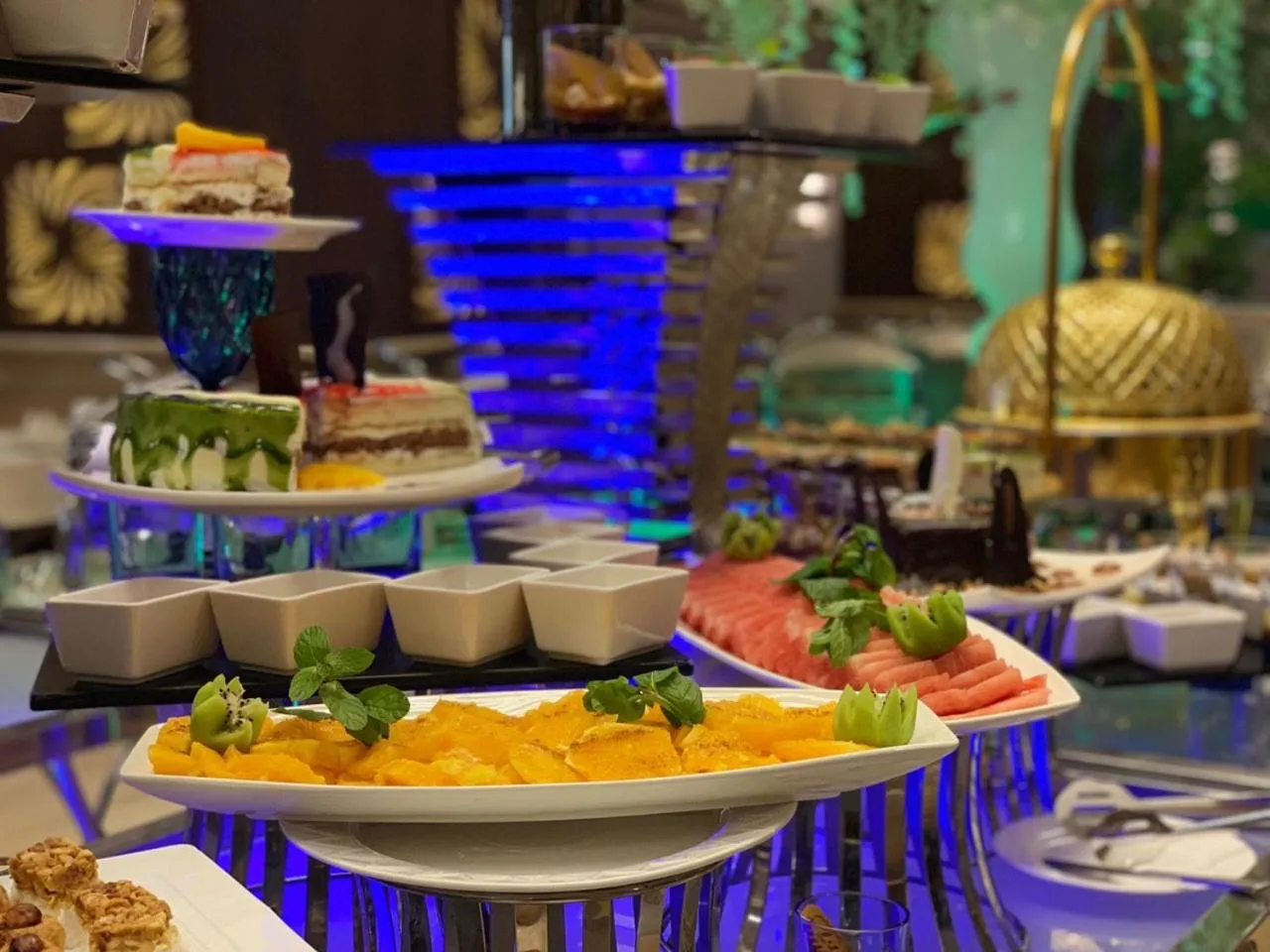 Restaurant/places to eat in Violet Al Azizia Hotel MASJID Al Qatari