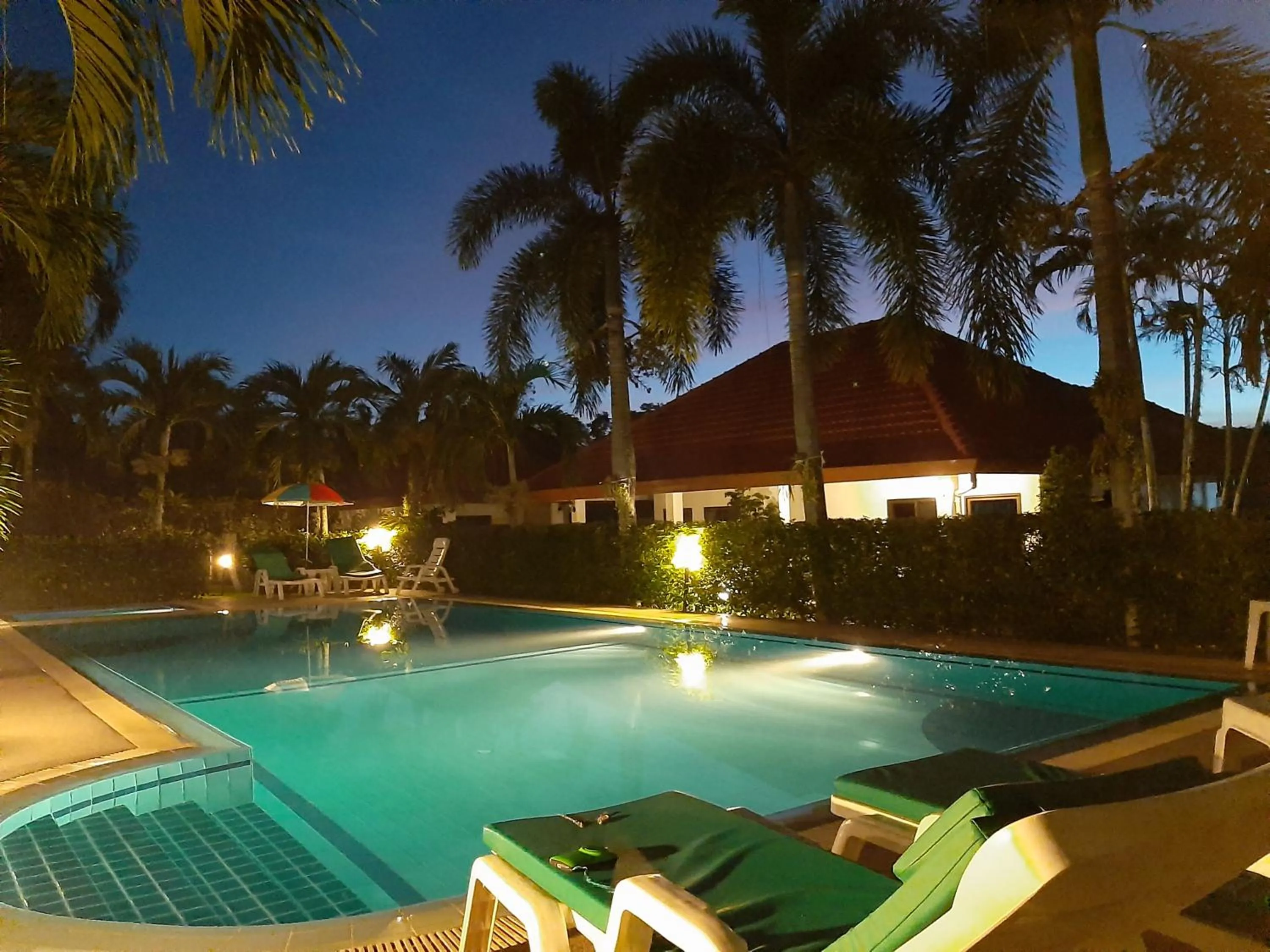 Swimming pool in D&K Smiley Phuket Resort