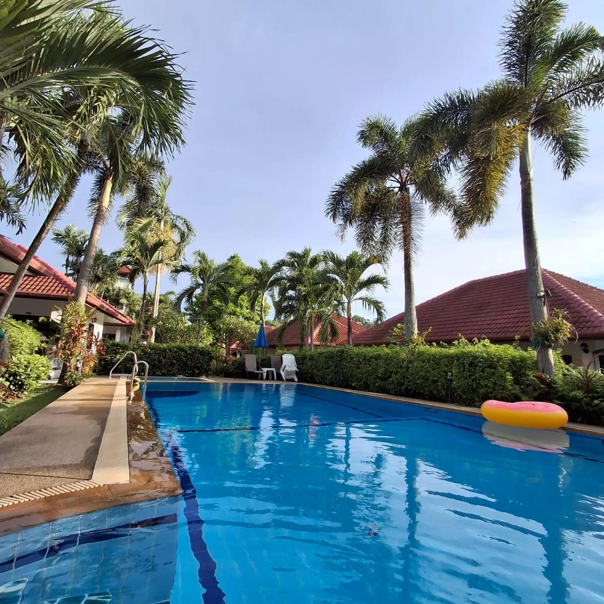 Swimming pool in D&K Smiley Phuket Resort