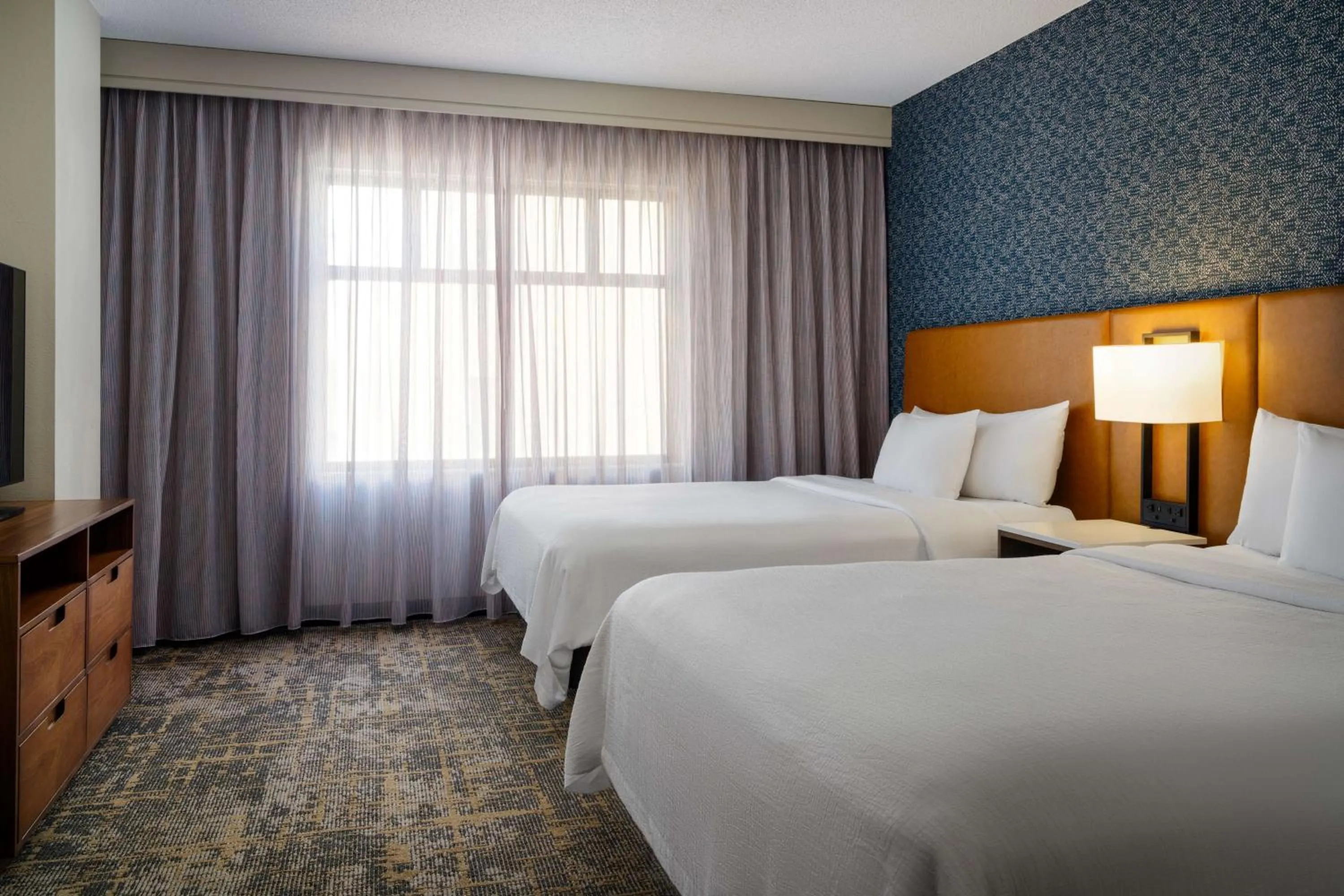 Bed in Embassy Suites Lincoln