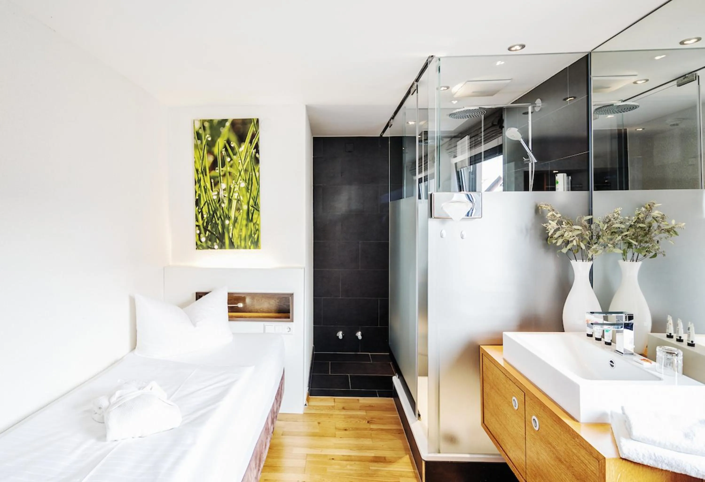 Photo of the whole room in Seehotel Litz