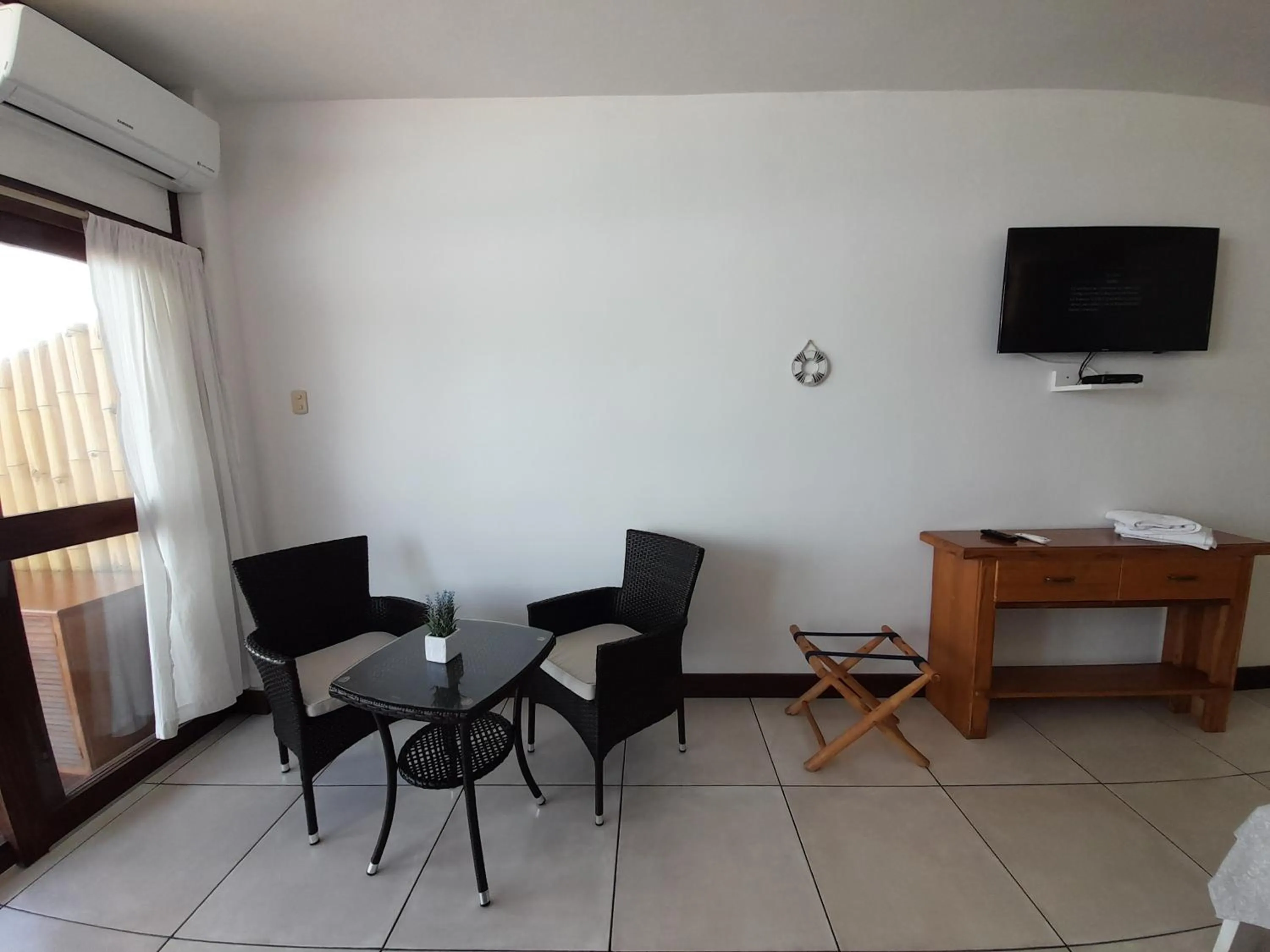 Maria Jose Bungalows