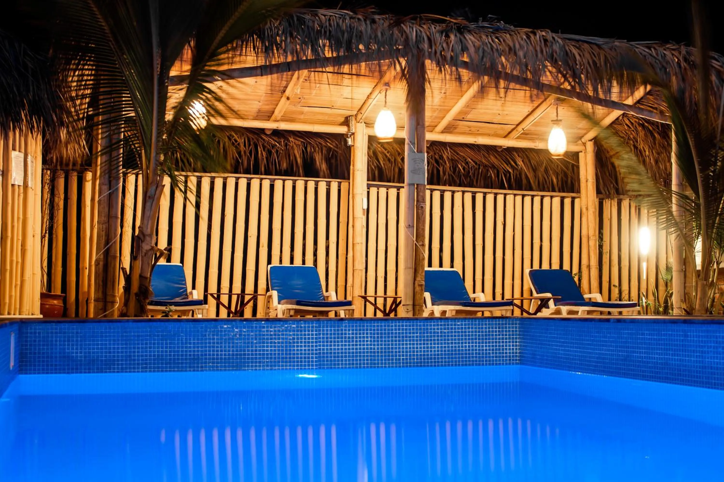 Swimming pool in Maria Jose Bungalows