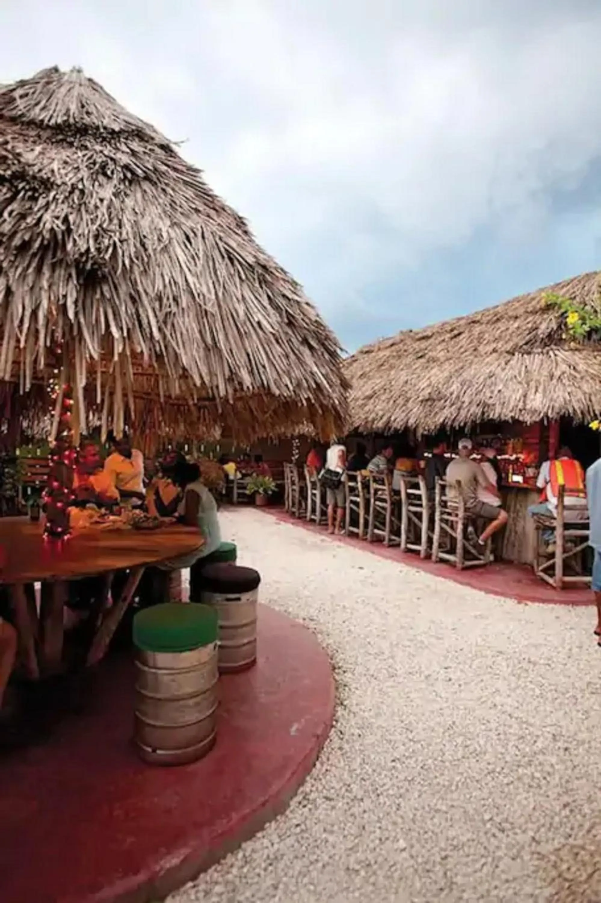 Restaurant/places to eat in Magnificent 5-Bedroom Estate Villa, Sleeps 12