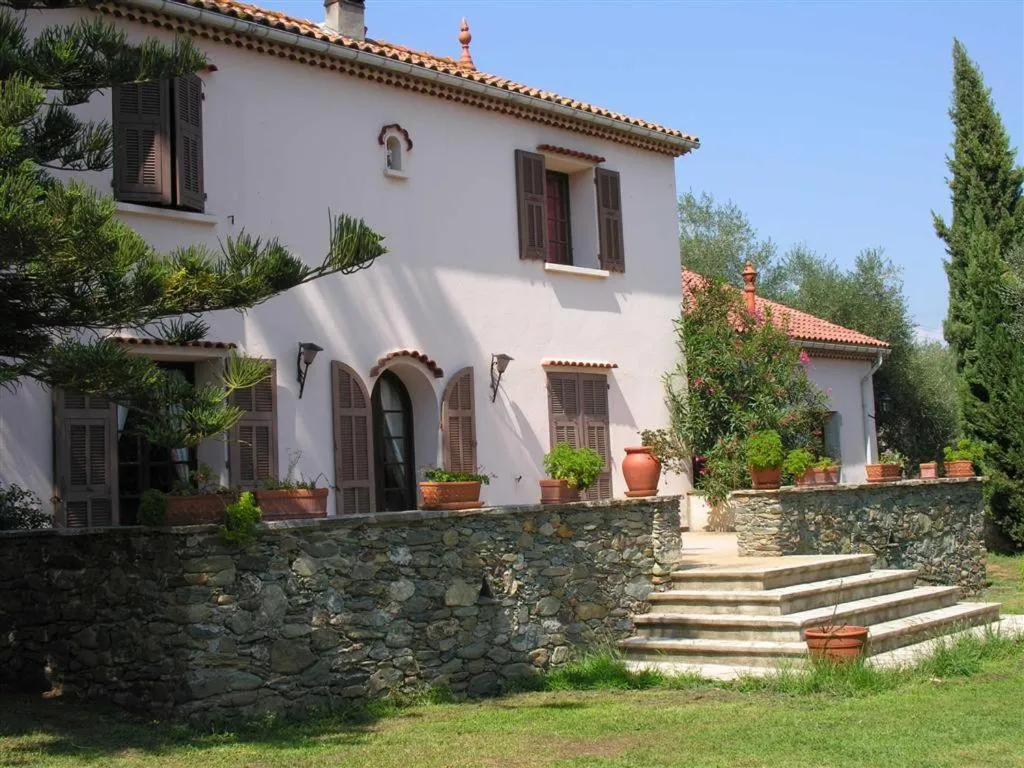 Property building in Domaine Le Clos des Oliviers