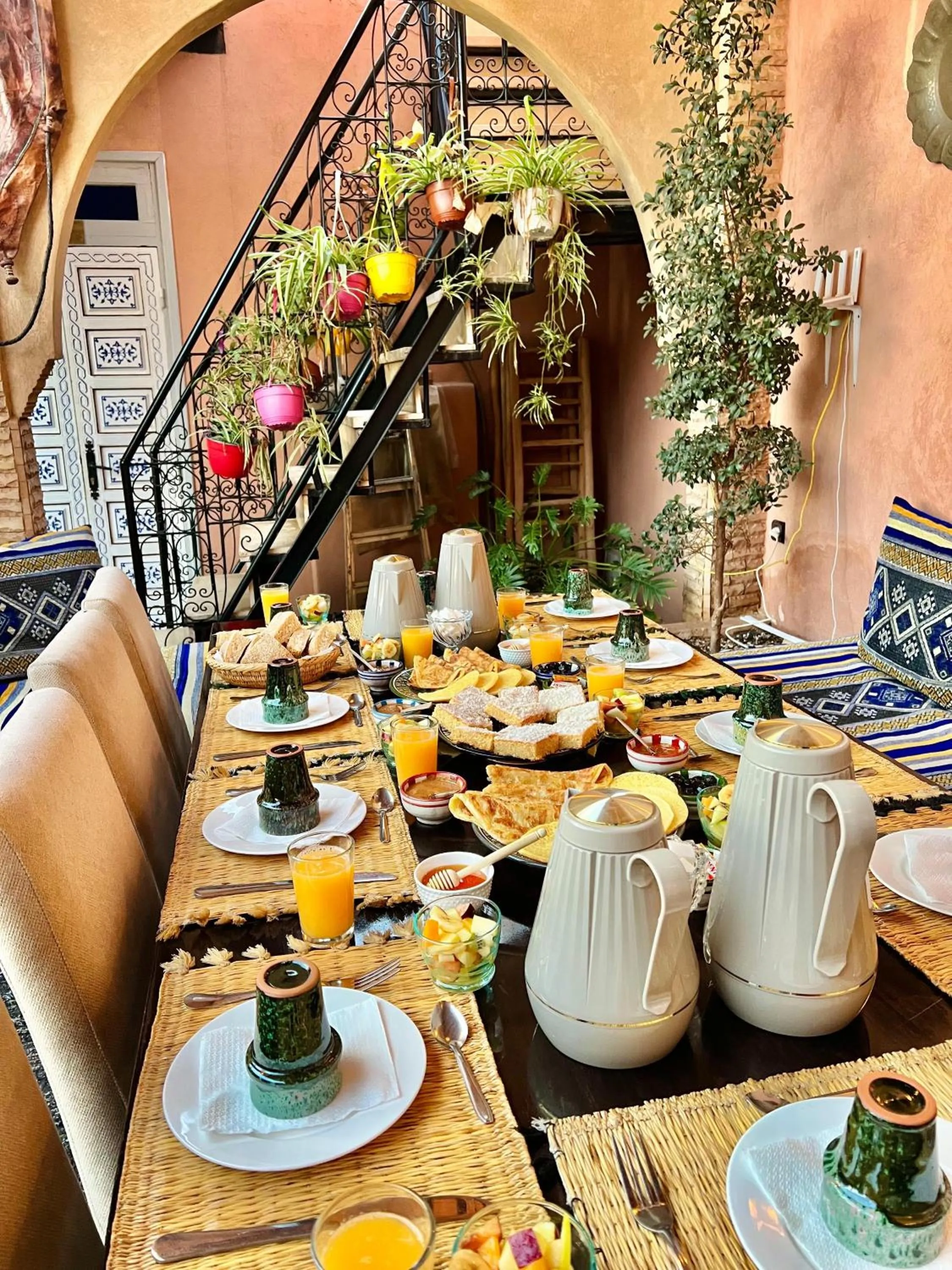 Coffee/tea facilities in KOUTOBIA ROYAL