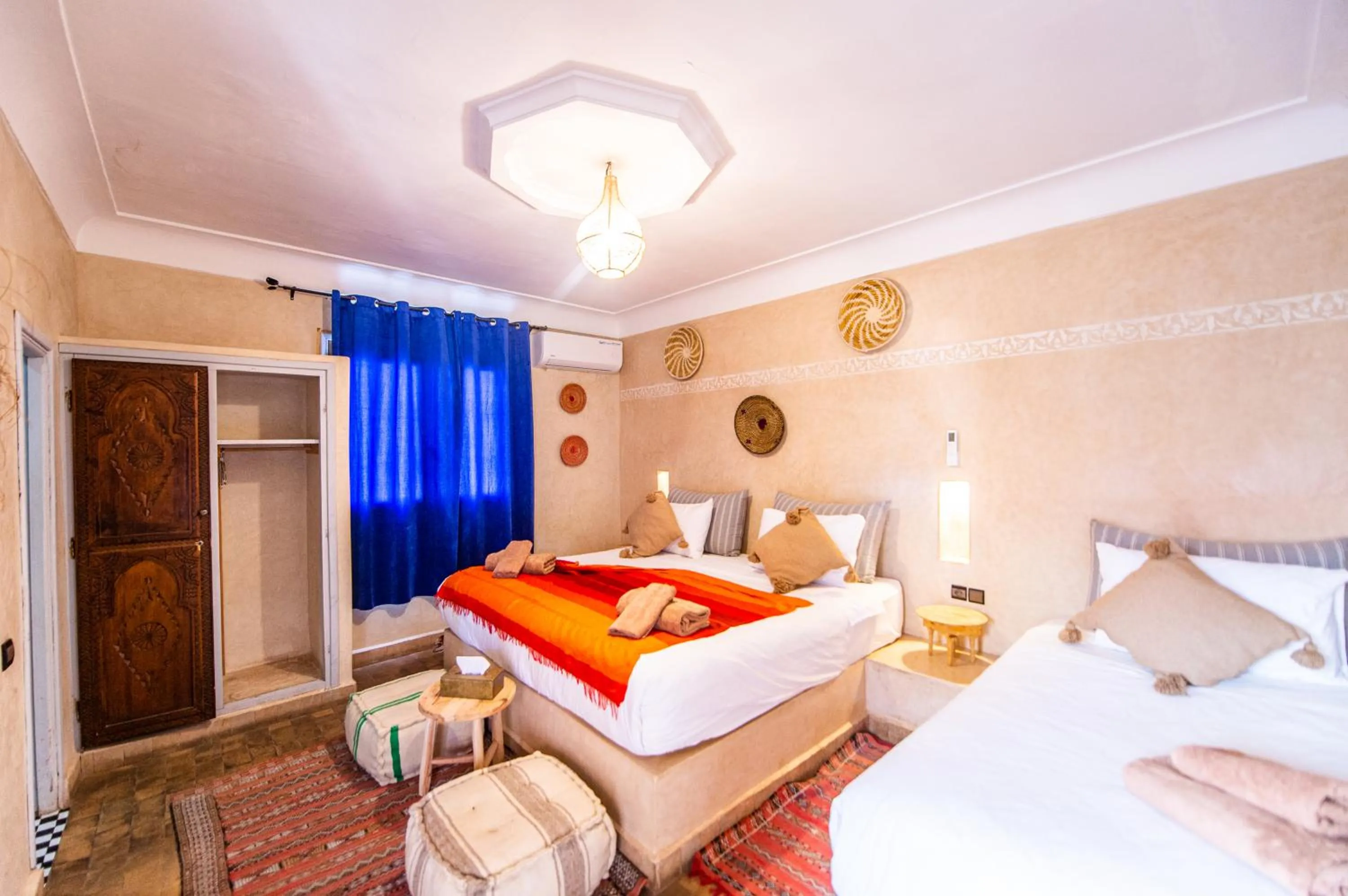 Bed in KOUTOBIA ROYAL