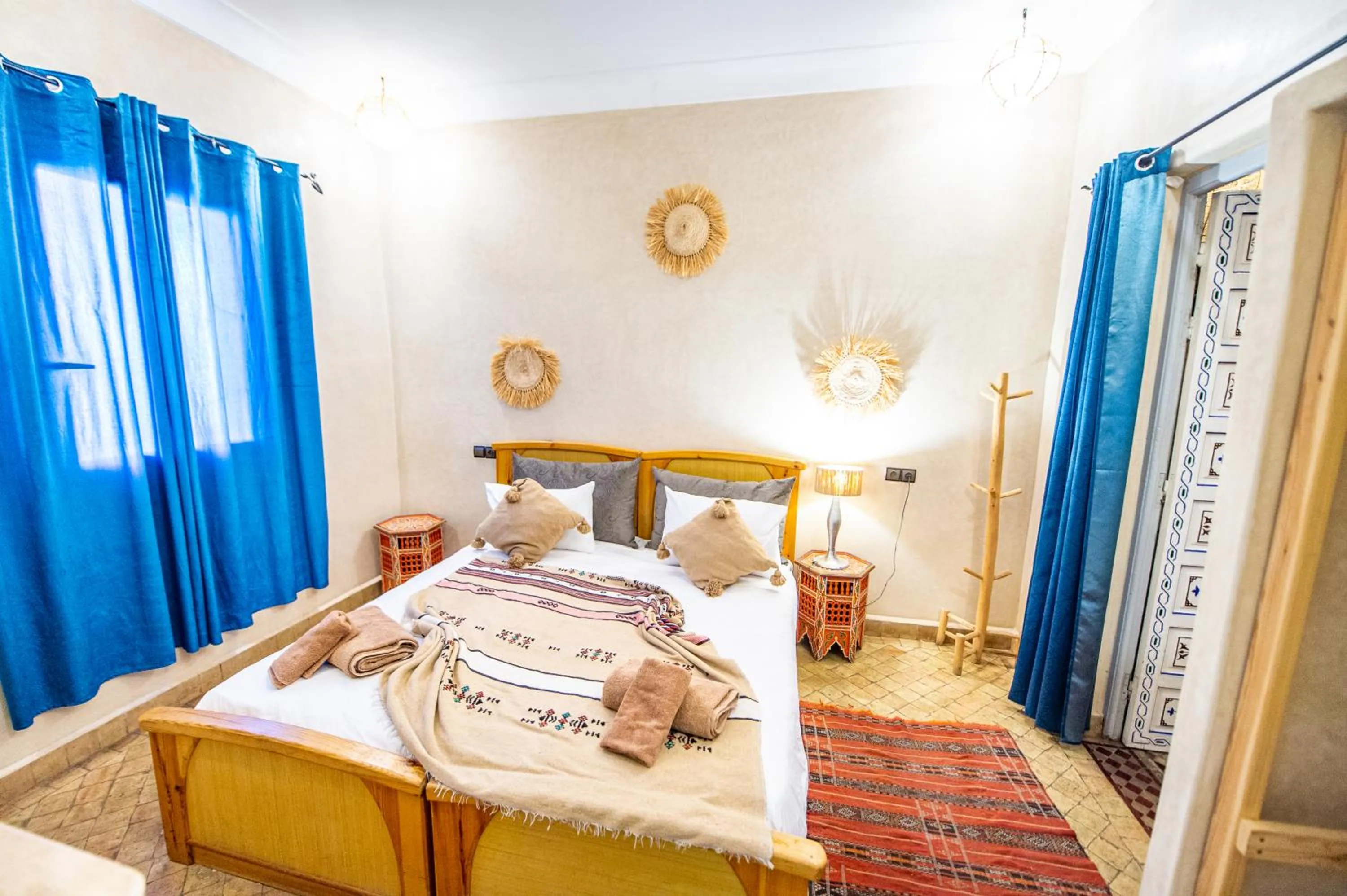 Property building, Bed in KOUTOBIA ROYAL