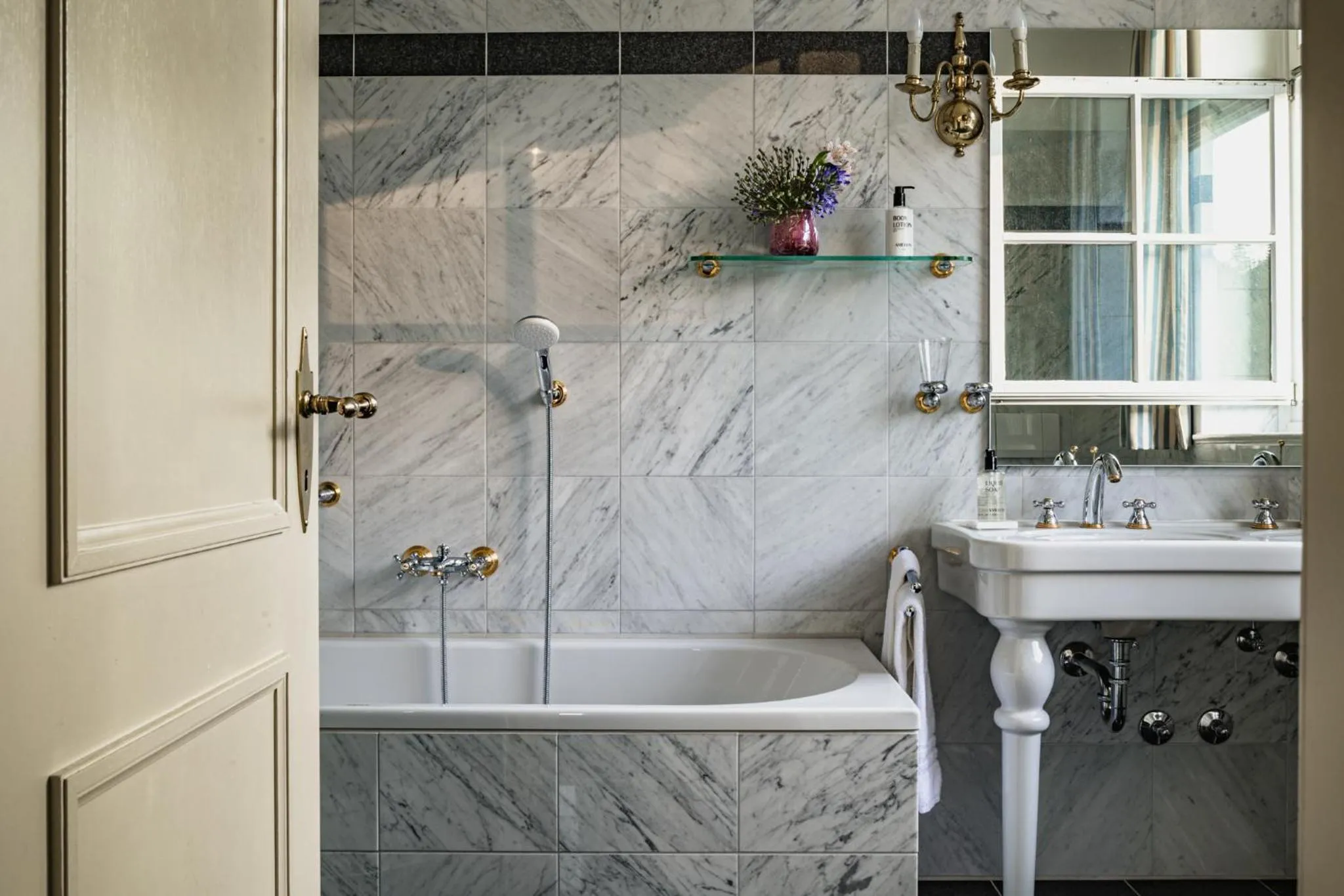 Bathroom in AMERON Neuschwanstein Alpsee Resort & Spa