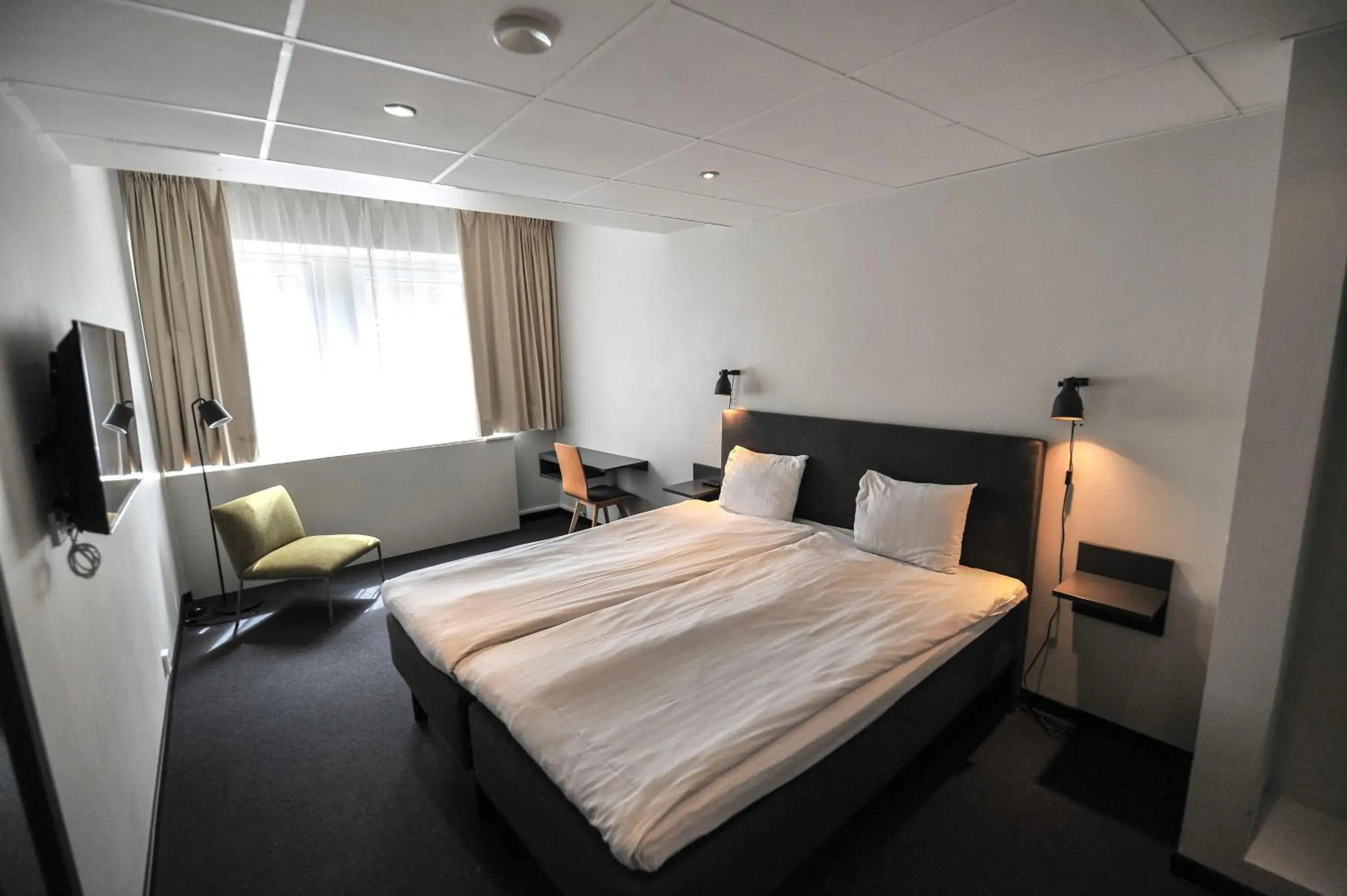 Superior Double Room - single occupancy in Moment Hotels Superior Double Room - single occupancy in Moment Hotels