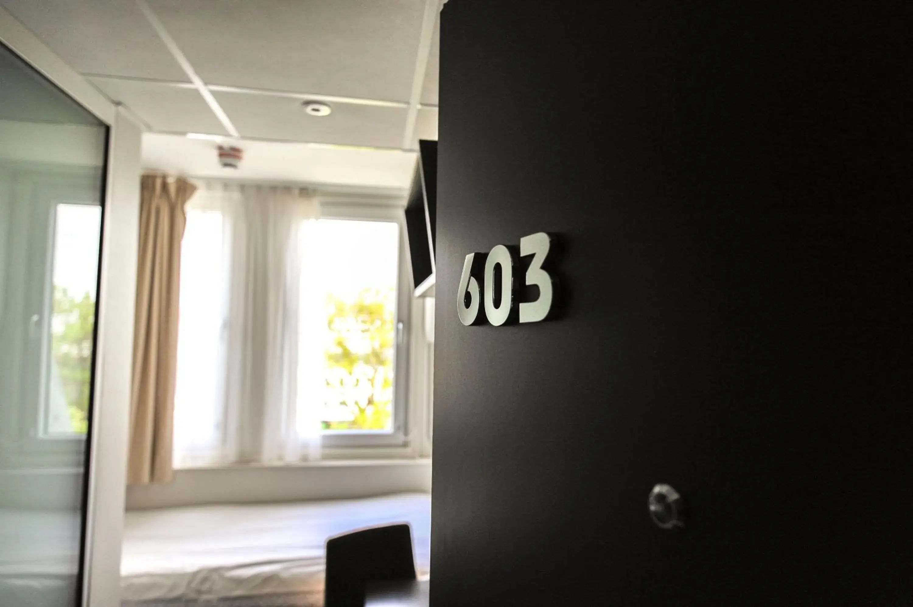 Single Room in Moment Hotels Single Room in Moment Hotels