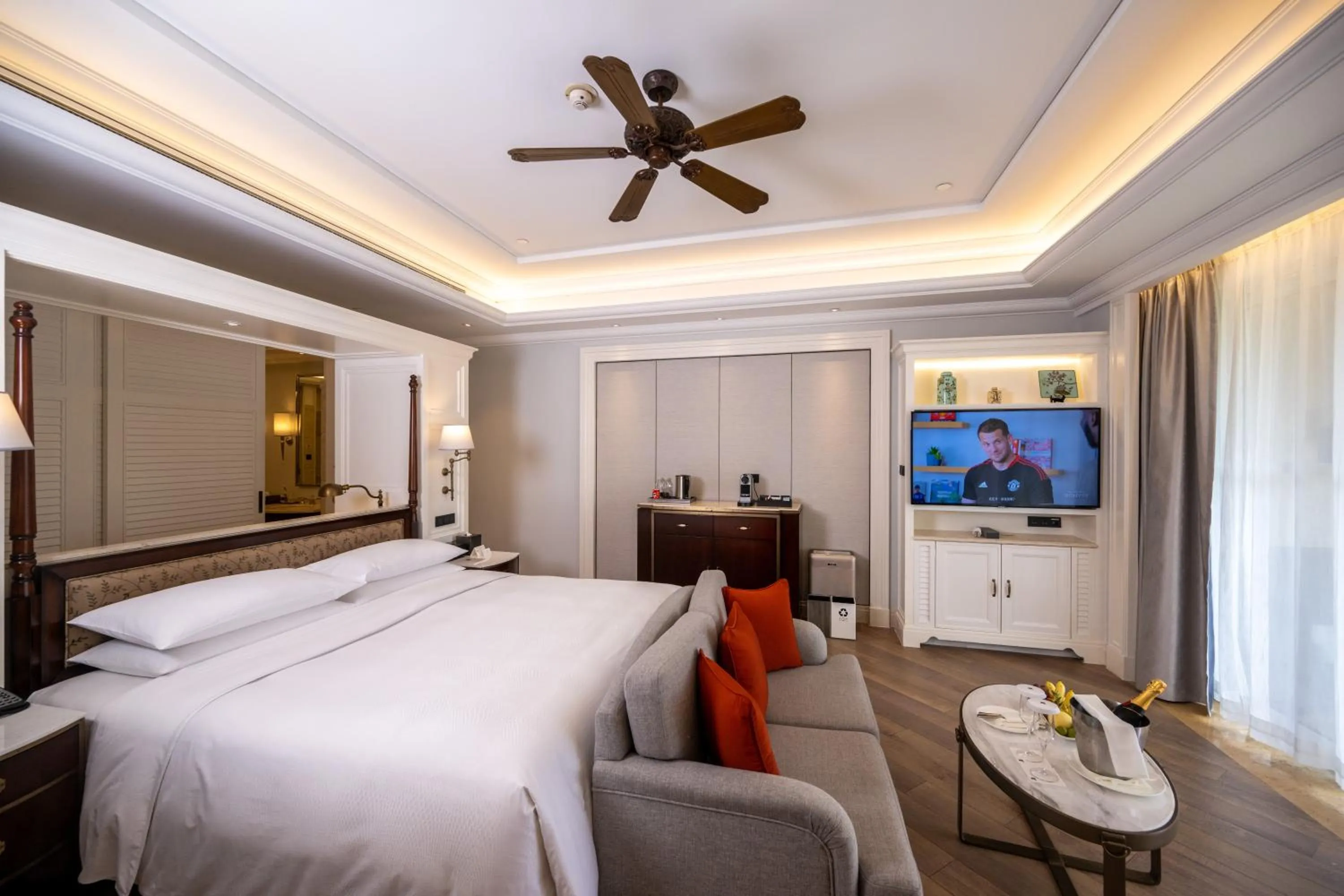 Bed in JW Marriott Sanya Haitang Bay Resort & Spa