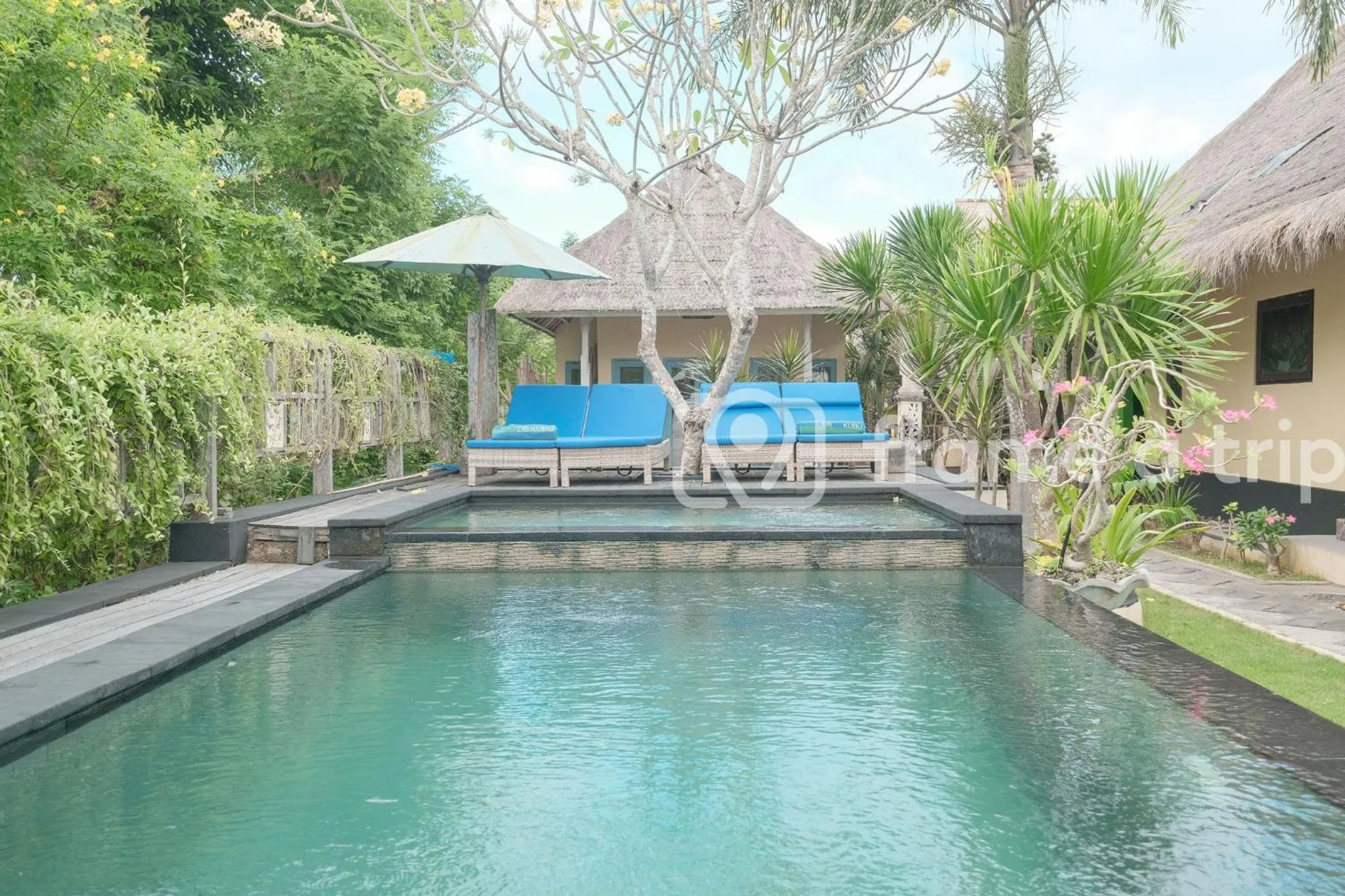 Swimming pool in Dream Beach Kubu & SPA by ABM
