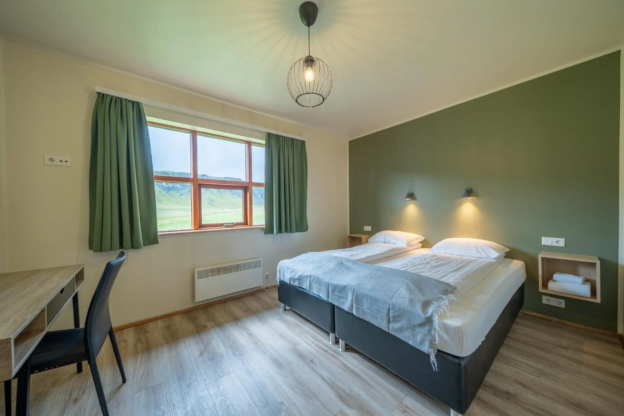 Bedroom, Bed in Adventure Hotel Geirland