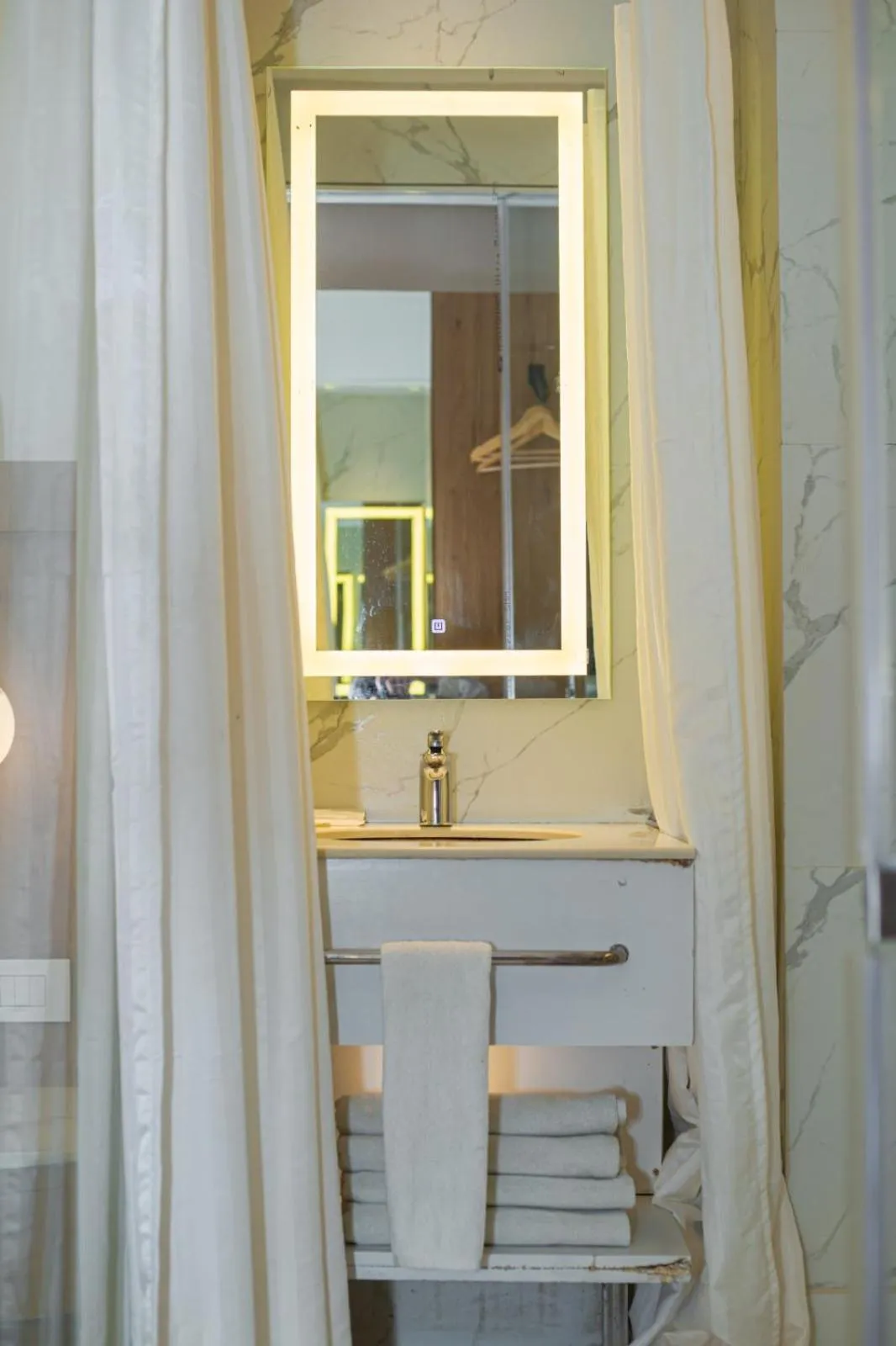 Bathroom in New Hotel Broadway