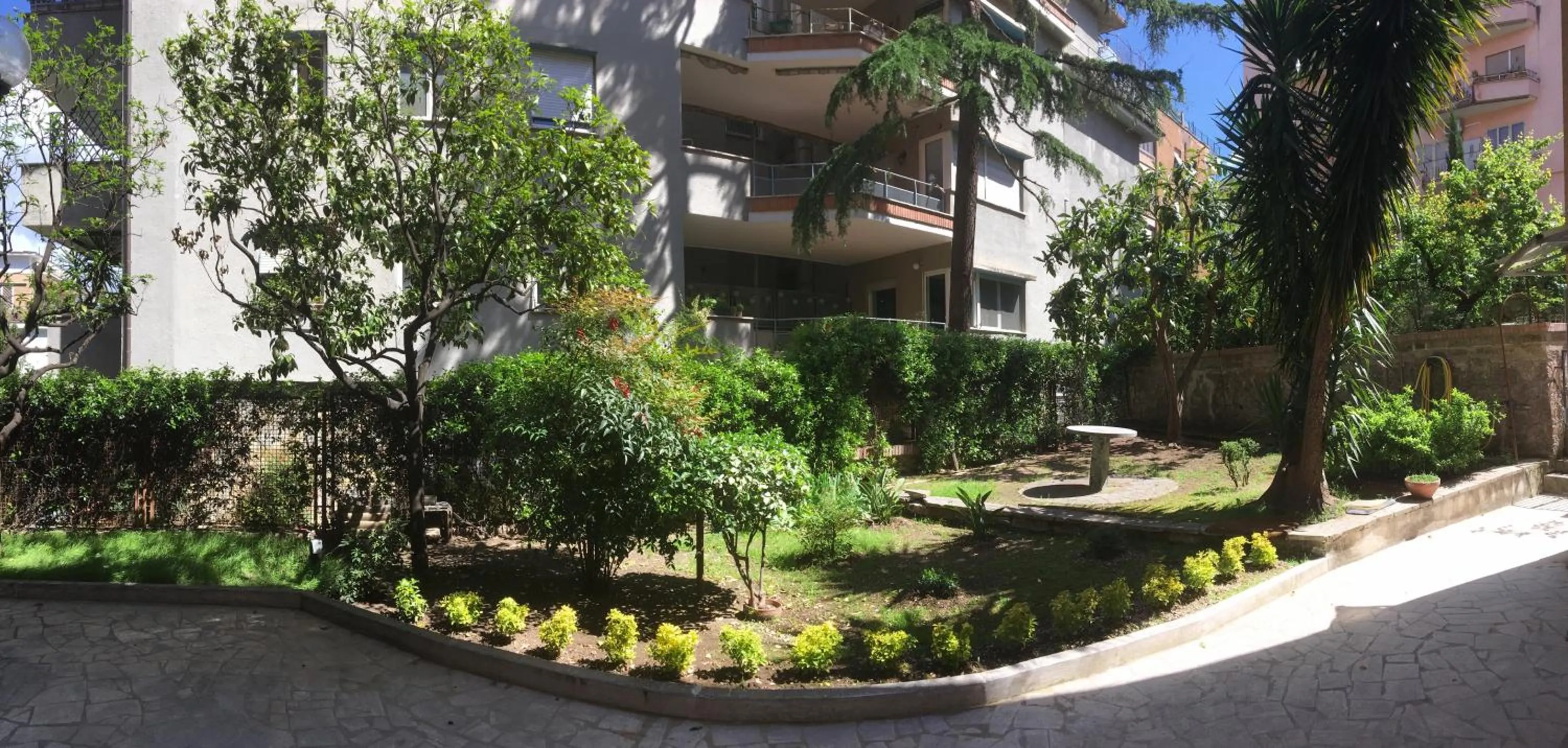 Garden in GLI ARANCI Apartment