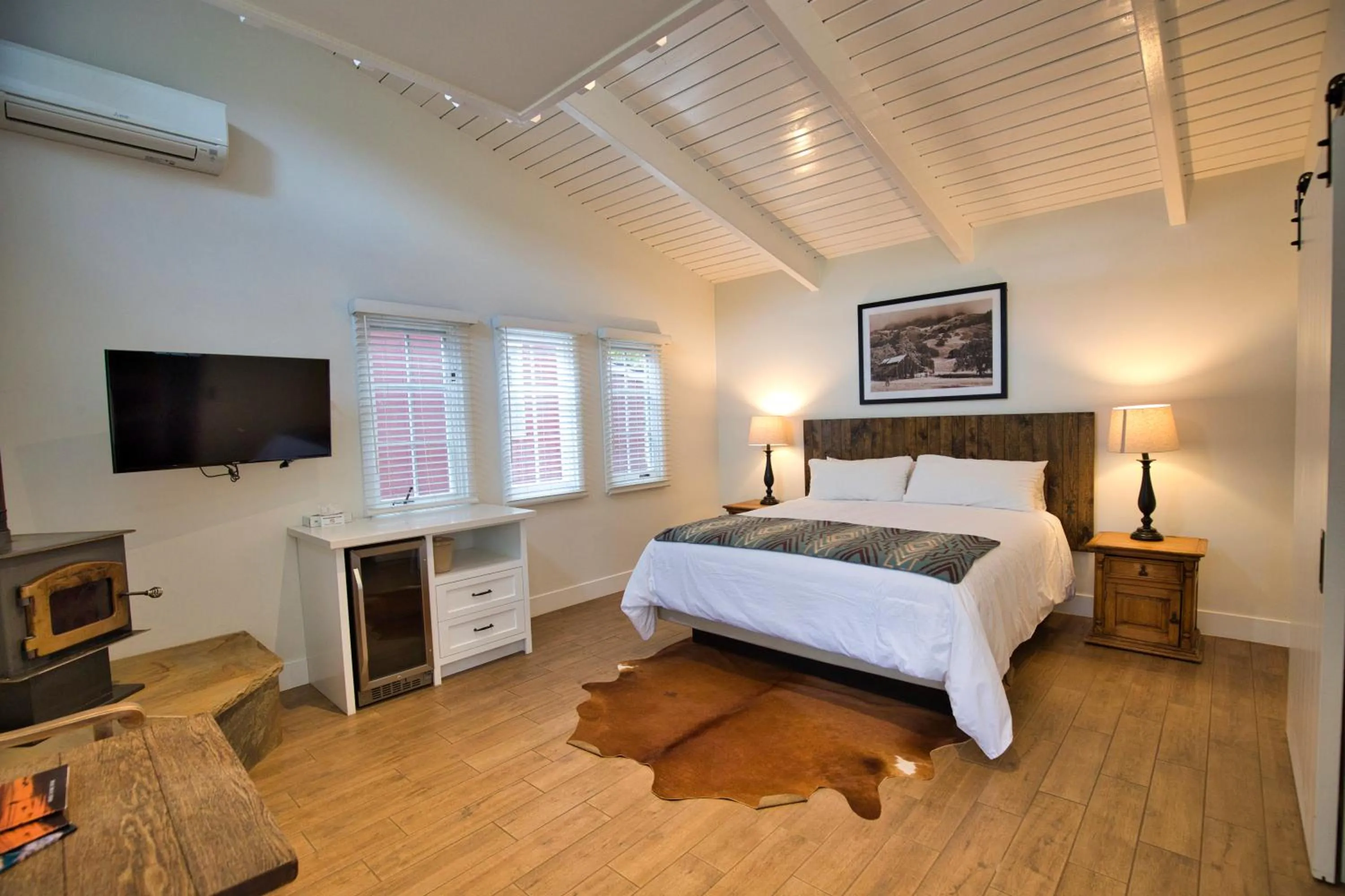 Bed in Circle Bar B Guest Ranch