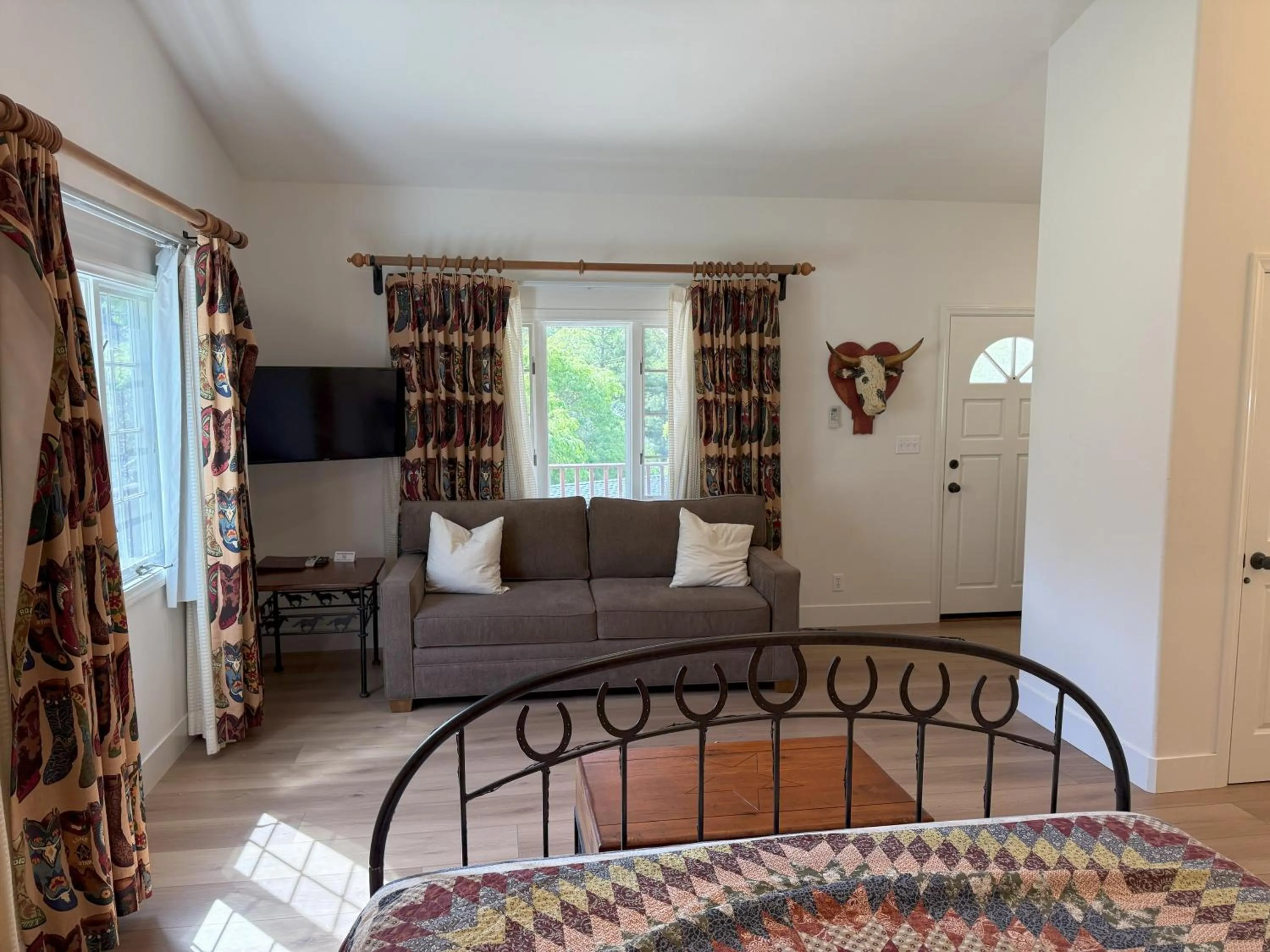 Bed in Circle Bar B Guest Ranch