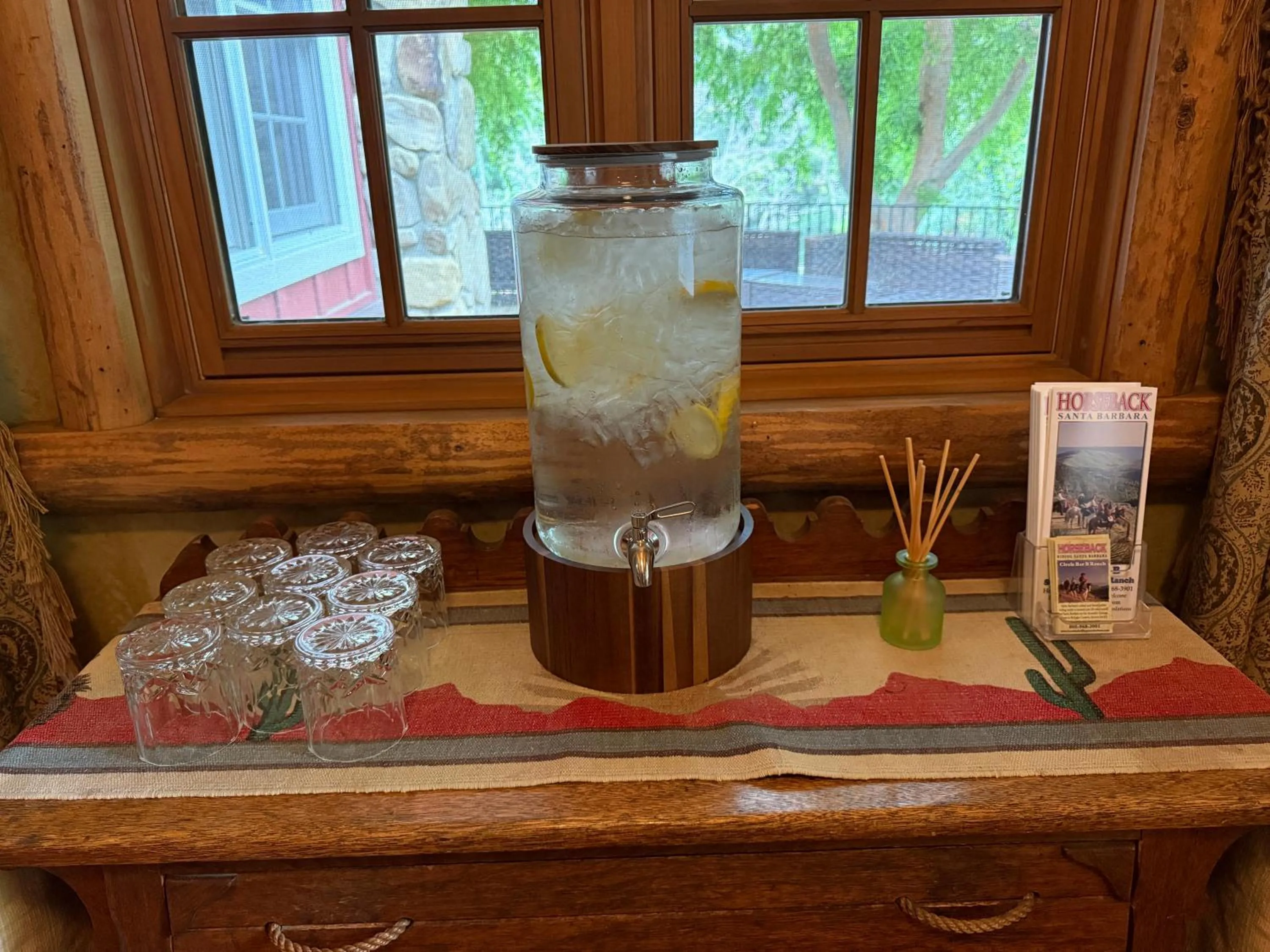 Food and drinks in Circle Bar B Guest Ranch