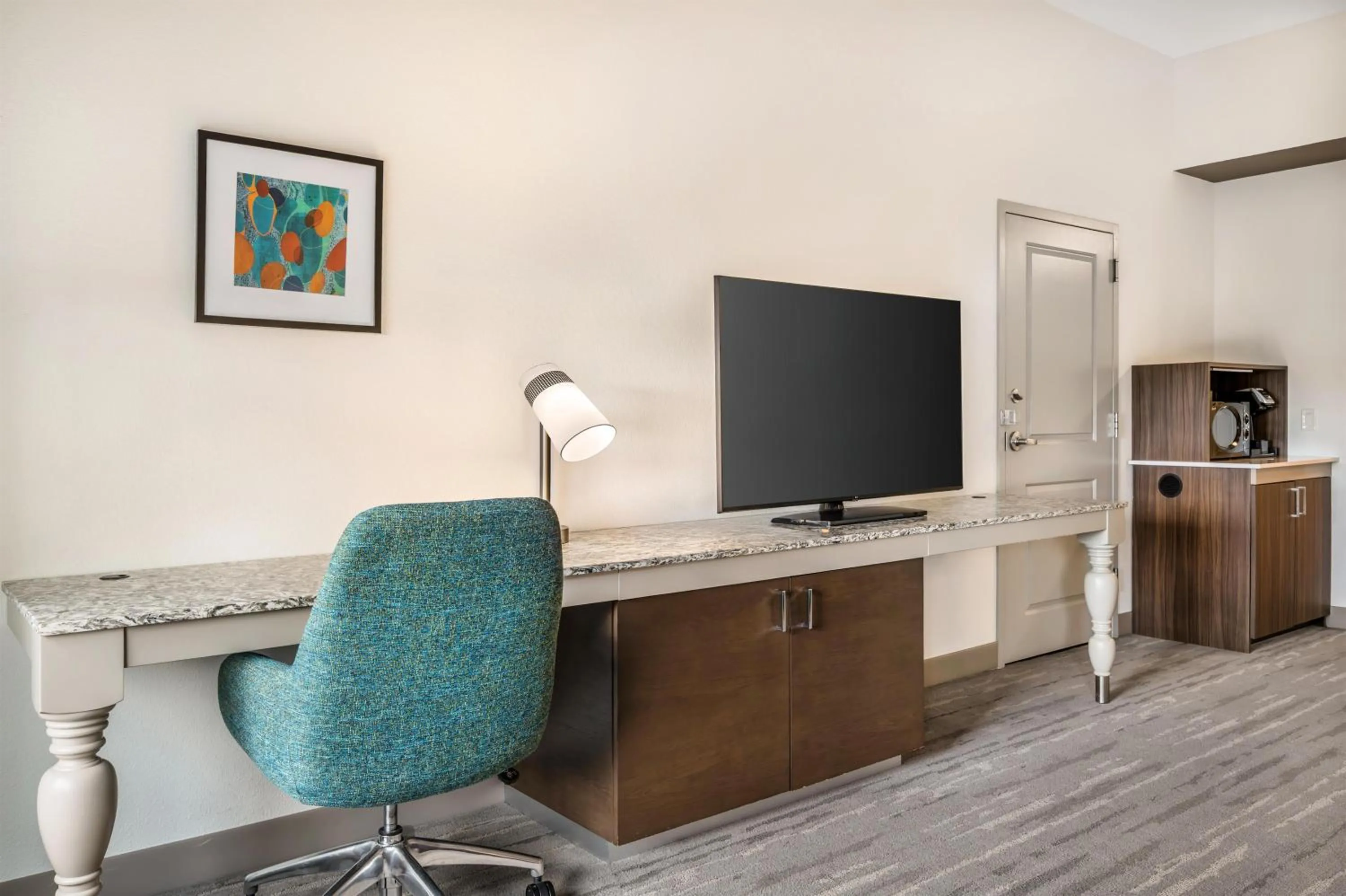 Bedroom in Hilton Garden Inn Wisconsin Dells