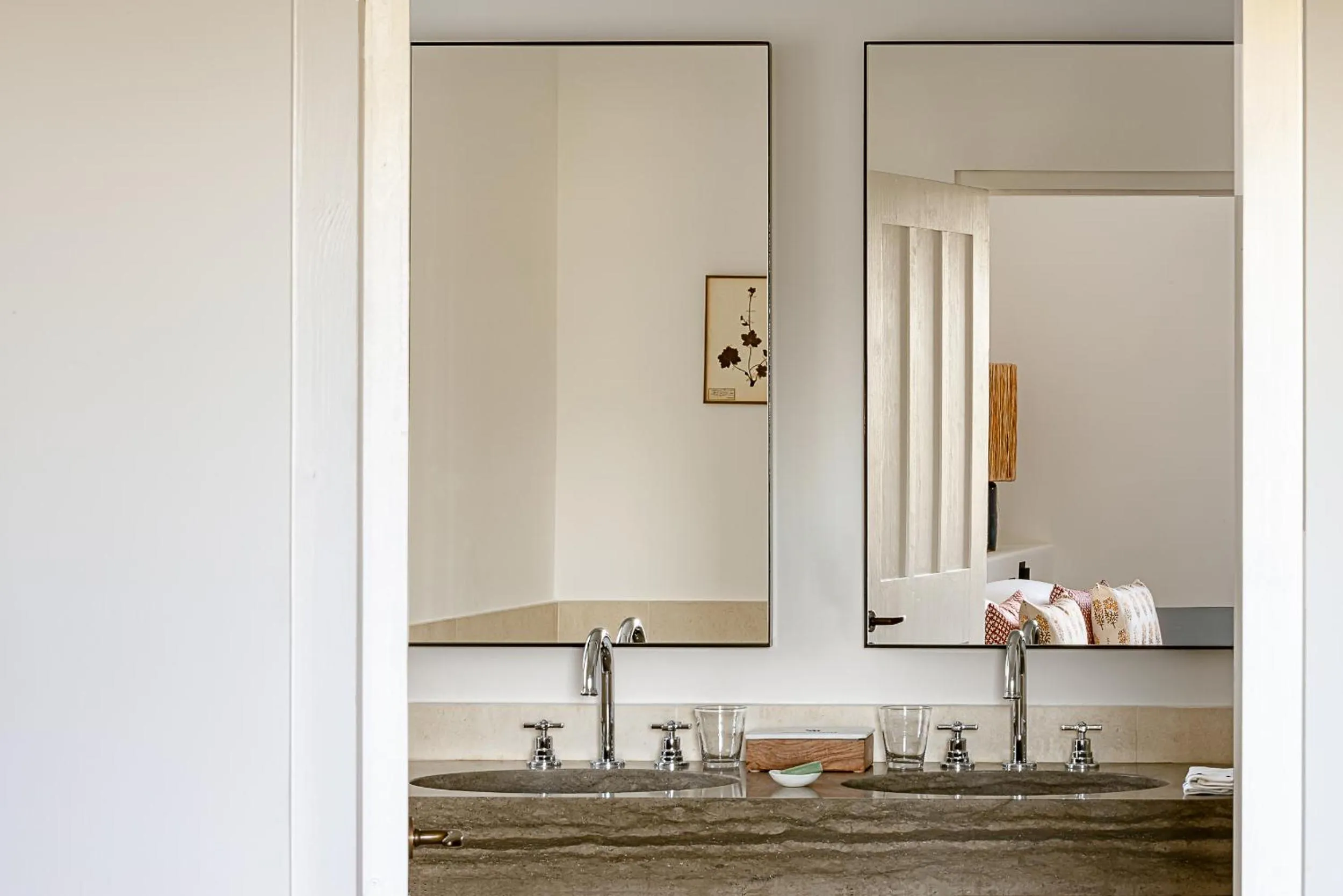 Bathroom in Hotel Crillon le Brave