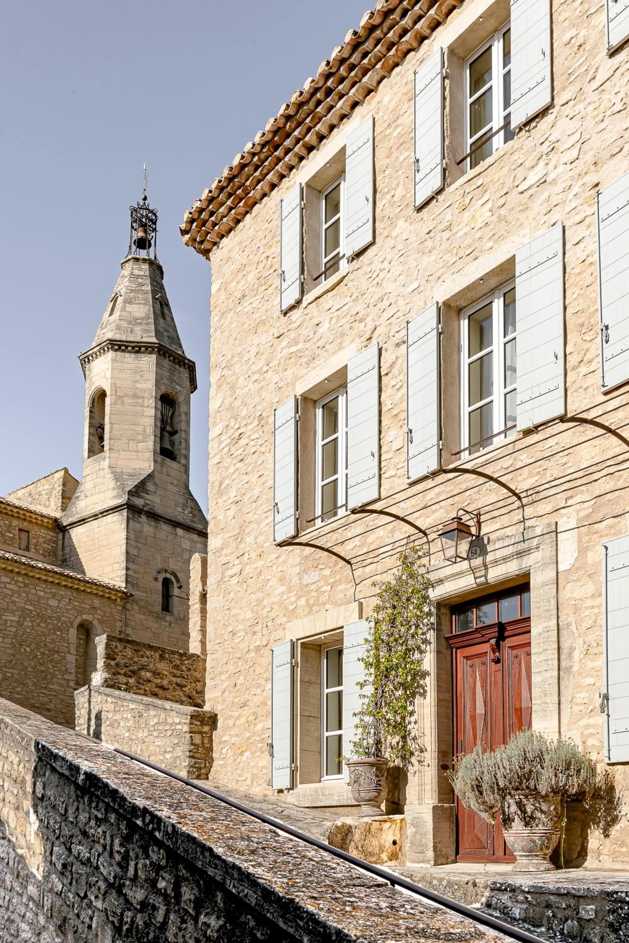 Facade/entrance in Hotel Crillon le Brave