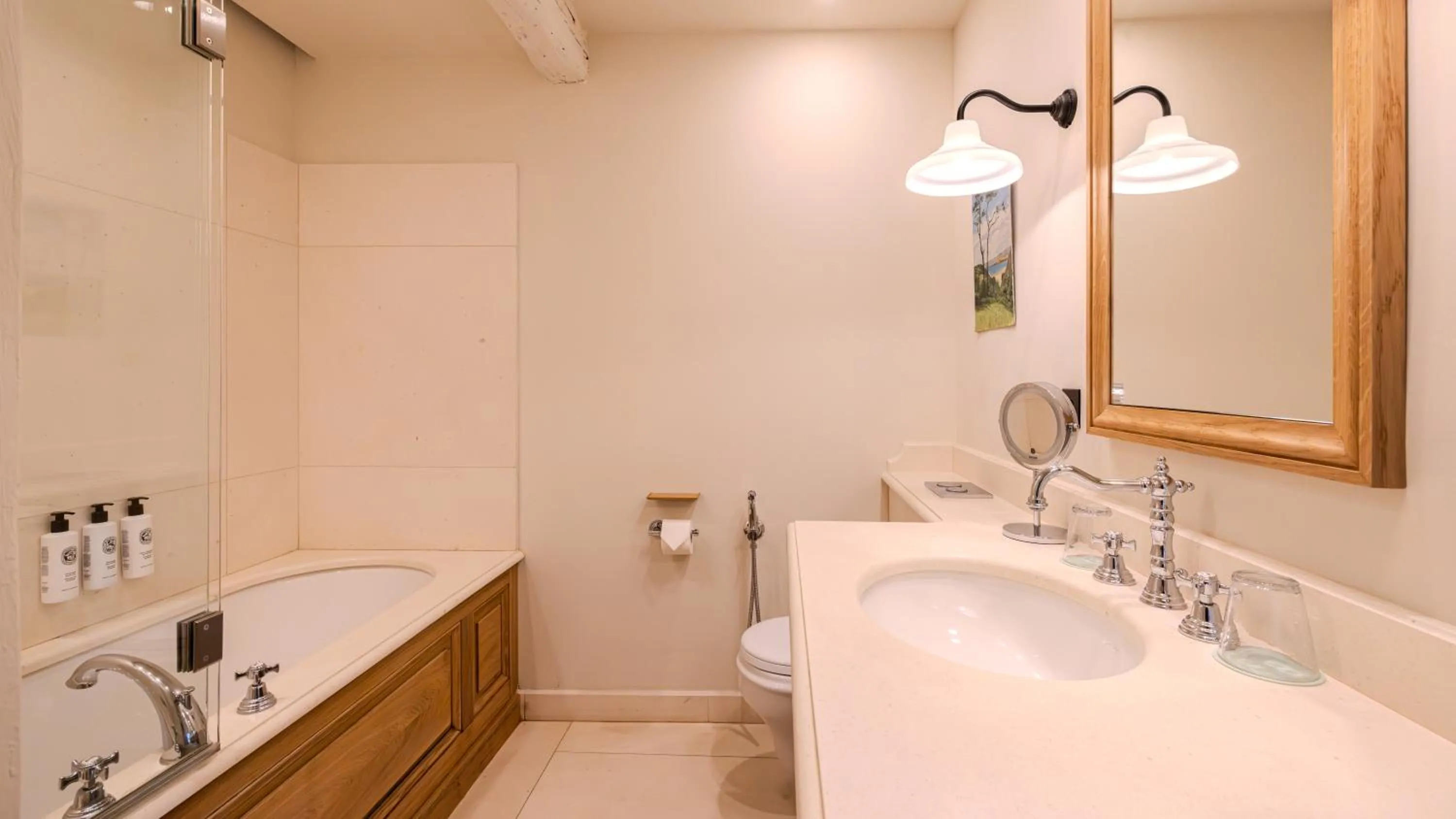 Bathroom in Hotel Crillon le Brave