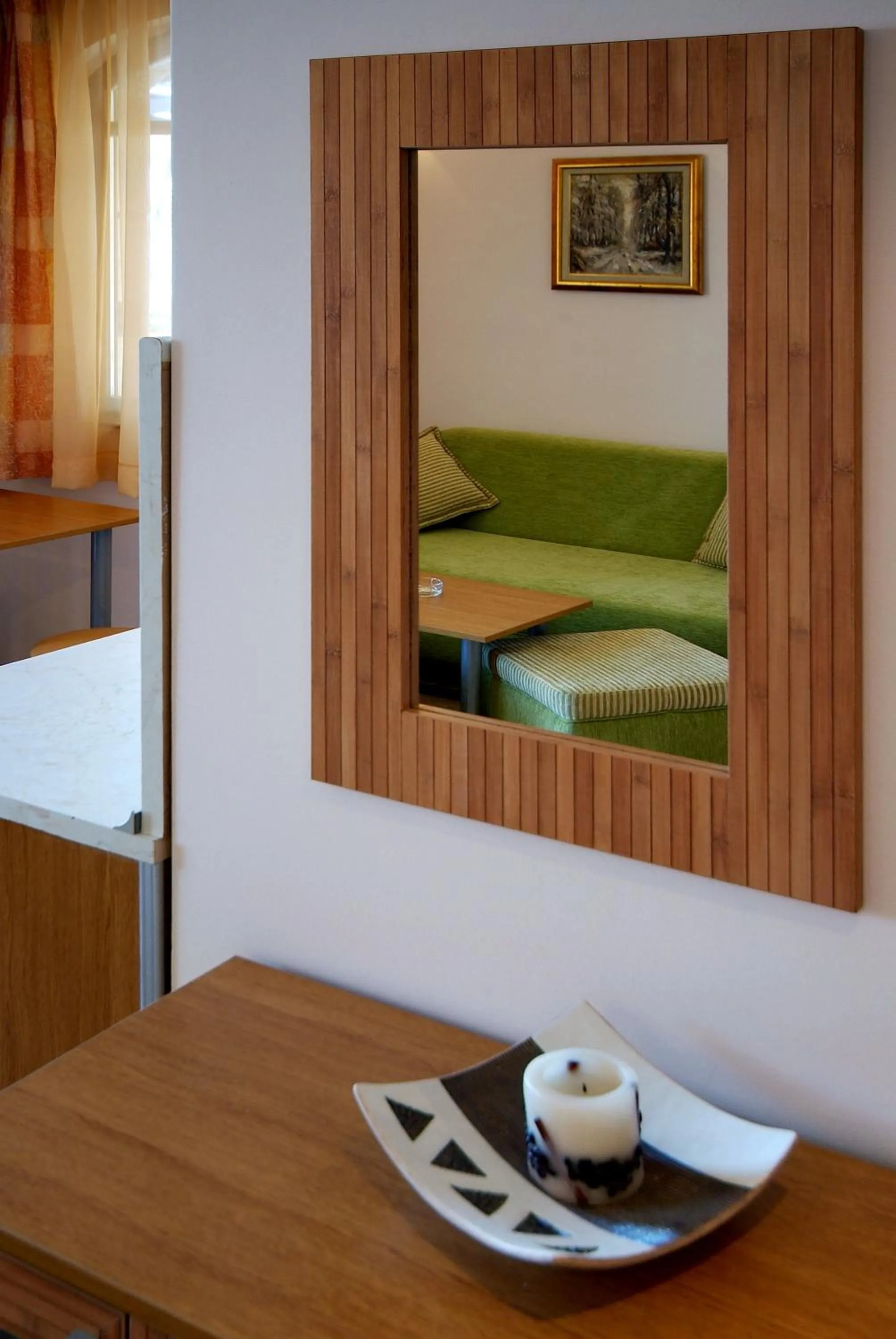 Day, Bed in Family Hotel Saint Nikola and Free parking