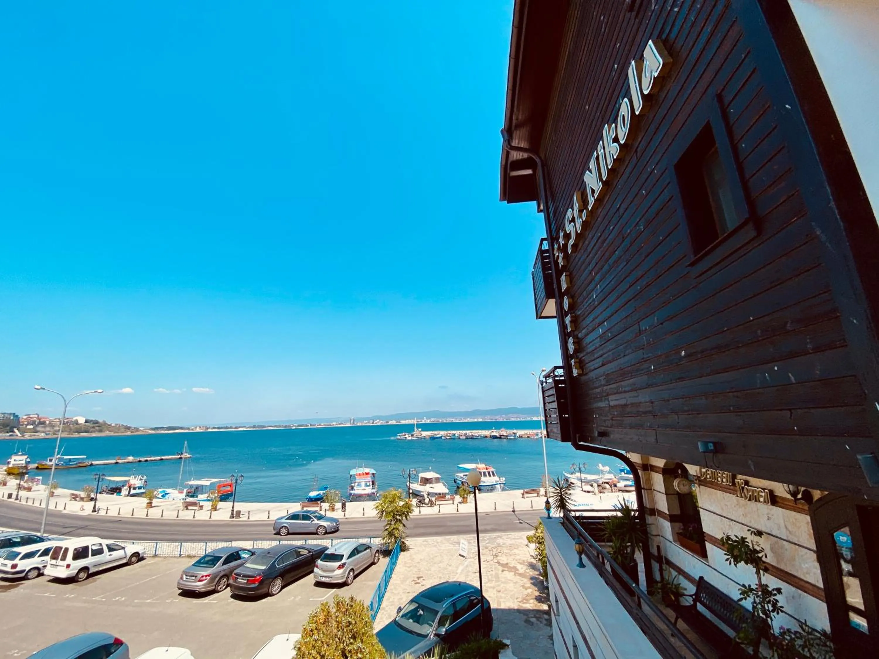 City view in Family Hotel Saint Nikola and Free parking