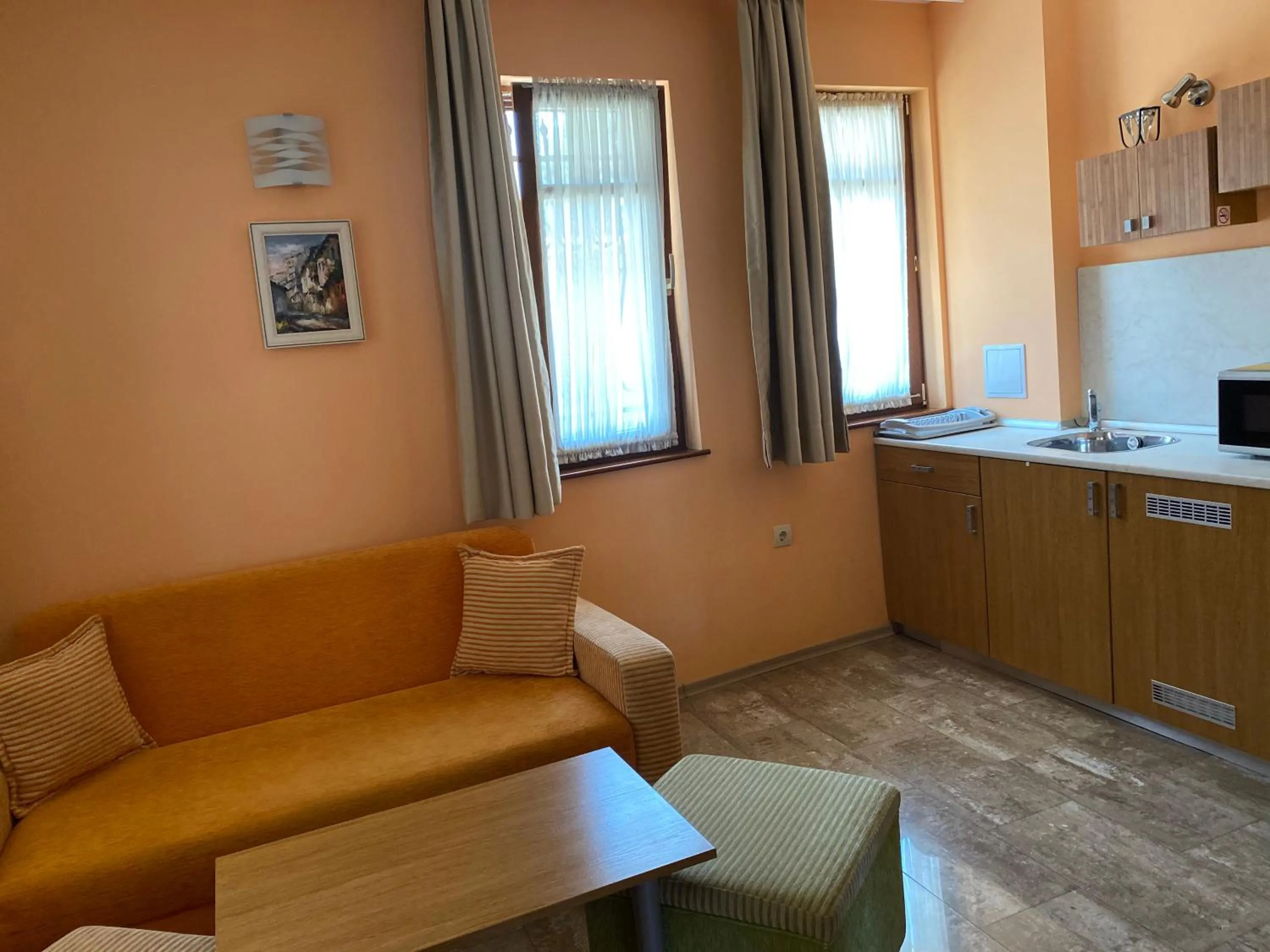 Coffee/tea facilities in Family Hotel Saint Nikola and Free parking