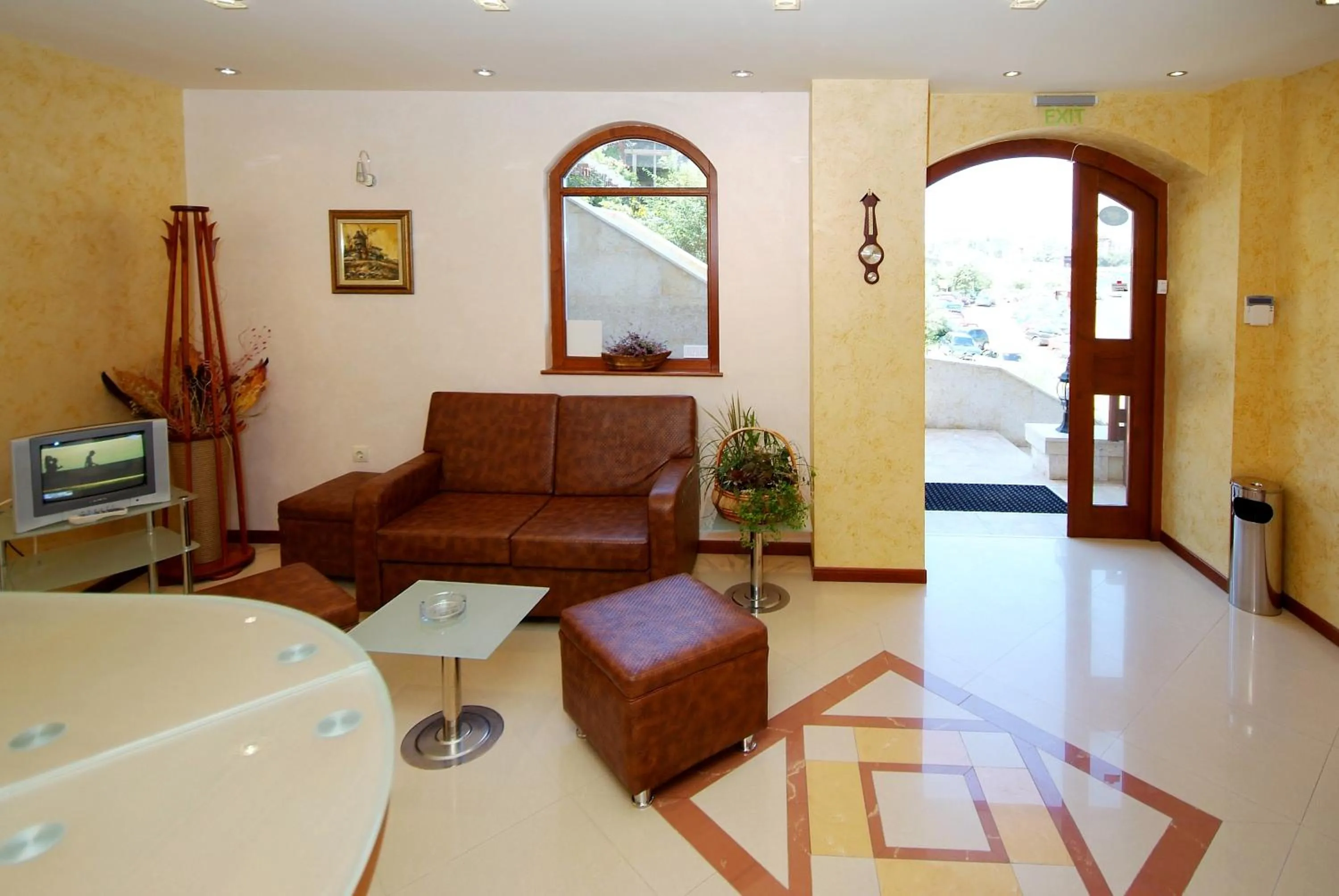 Day in Family Hotel Saint Nikola and Free parking