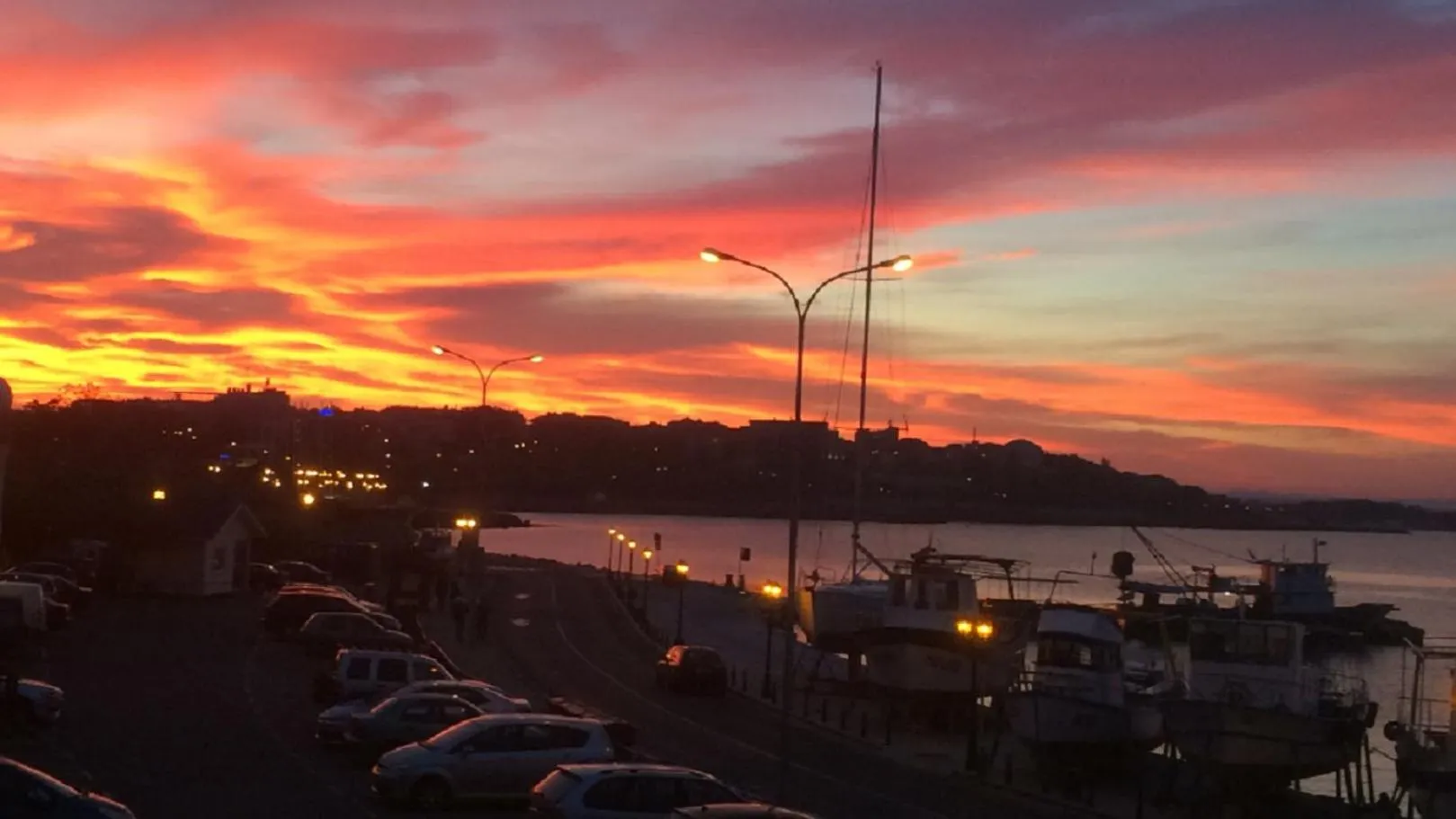 City view in Family Hotel Saint Nikola and Free parking