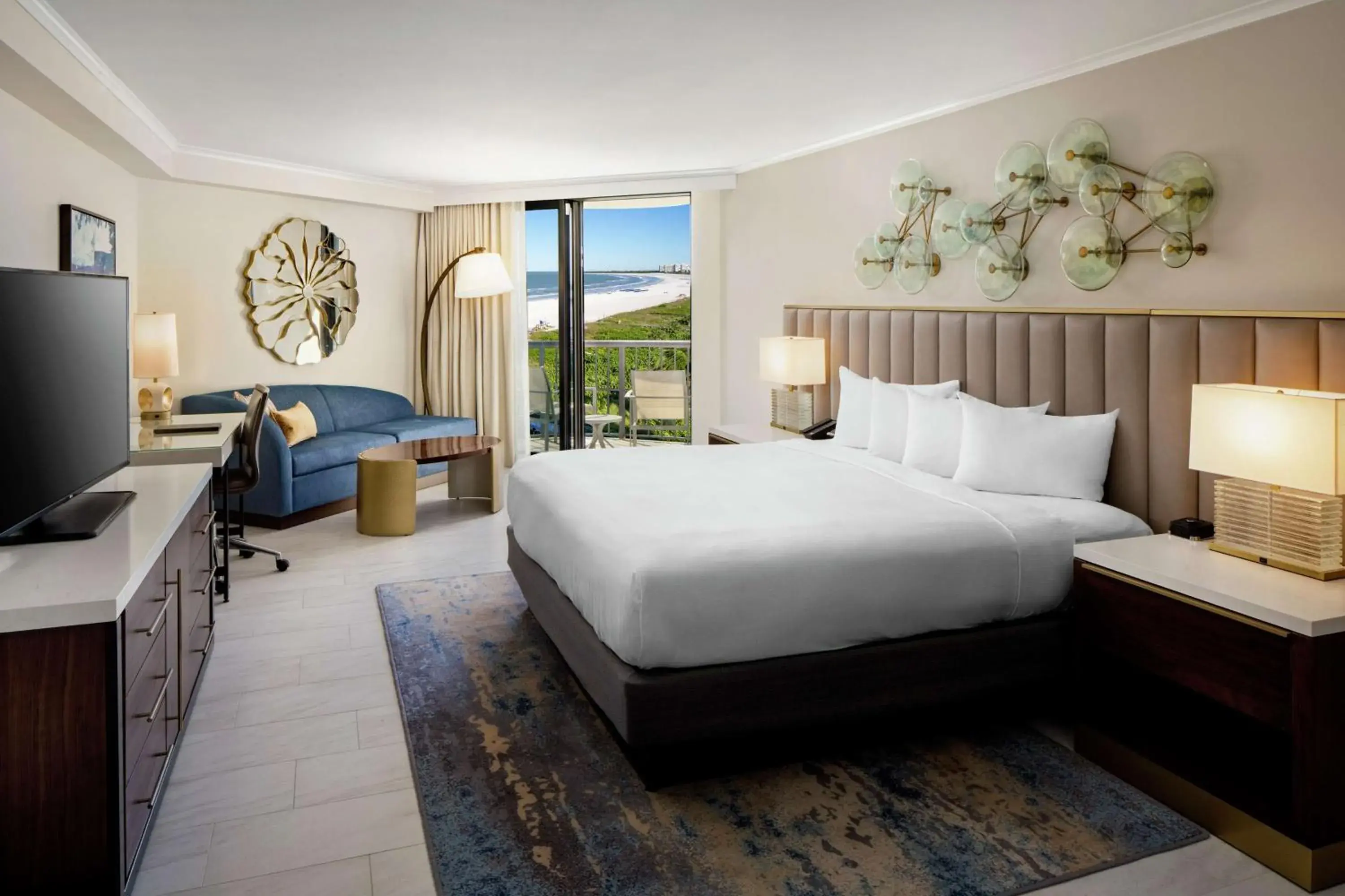 1 King Bed Deluxe Ocean View in Hilton Marco Island Beach Resort and Spa 1 King Bed Deluxe Ocean View in Hilton Marco Island Beach Resort and Spa