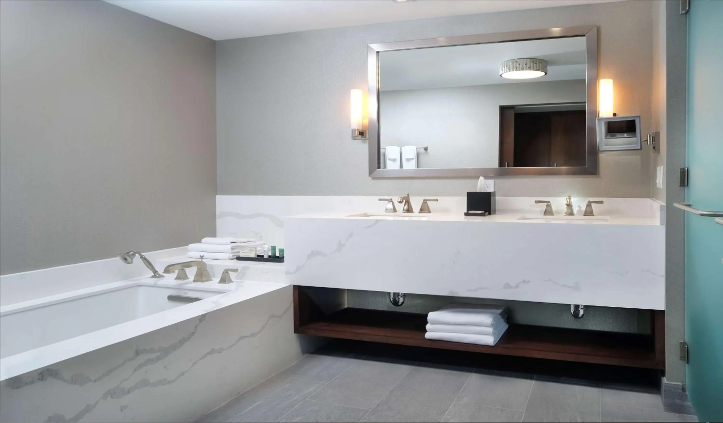 Bathroom in Hilton Marco Island Beach Resort and Spa