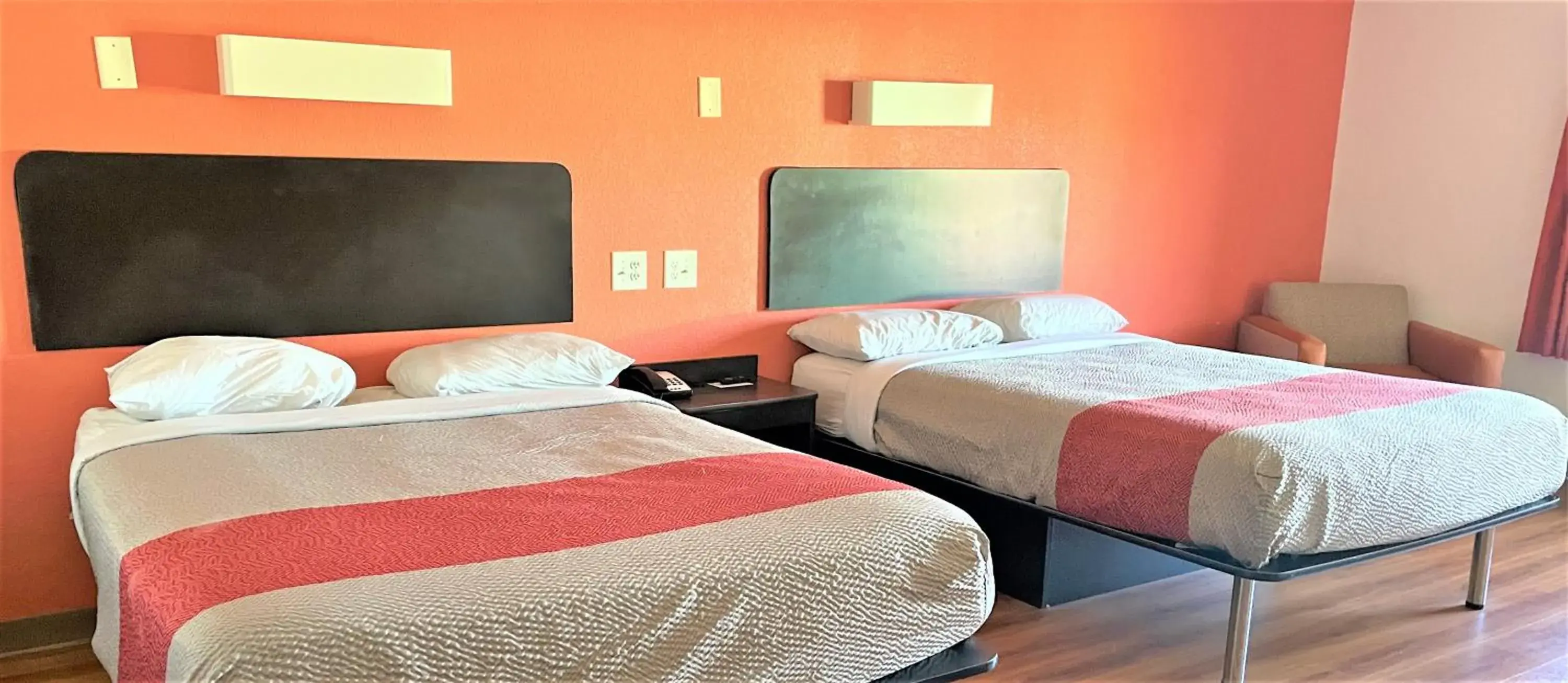 Queen Room with Two Queen Beds - Disability Access - Roll In Shower in Motel 6-White, GA - Cartersville Queen Room with Two Queen Beds - Disability Access - Roll In Shower in Motel 6-White, GA - Cartersville