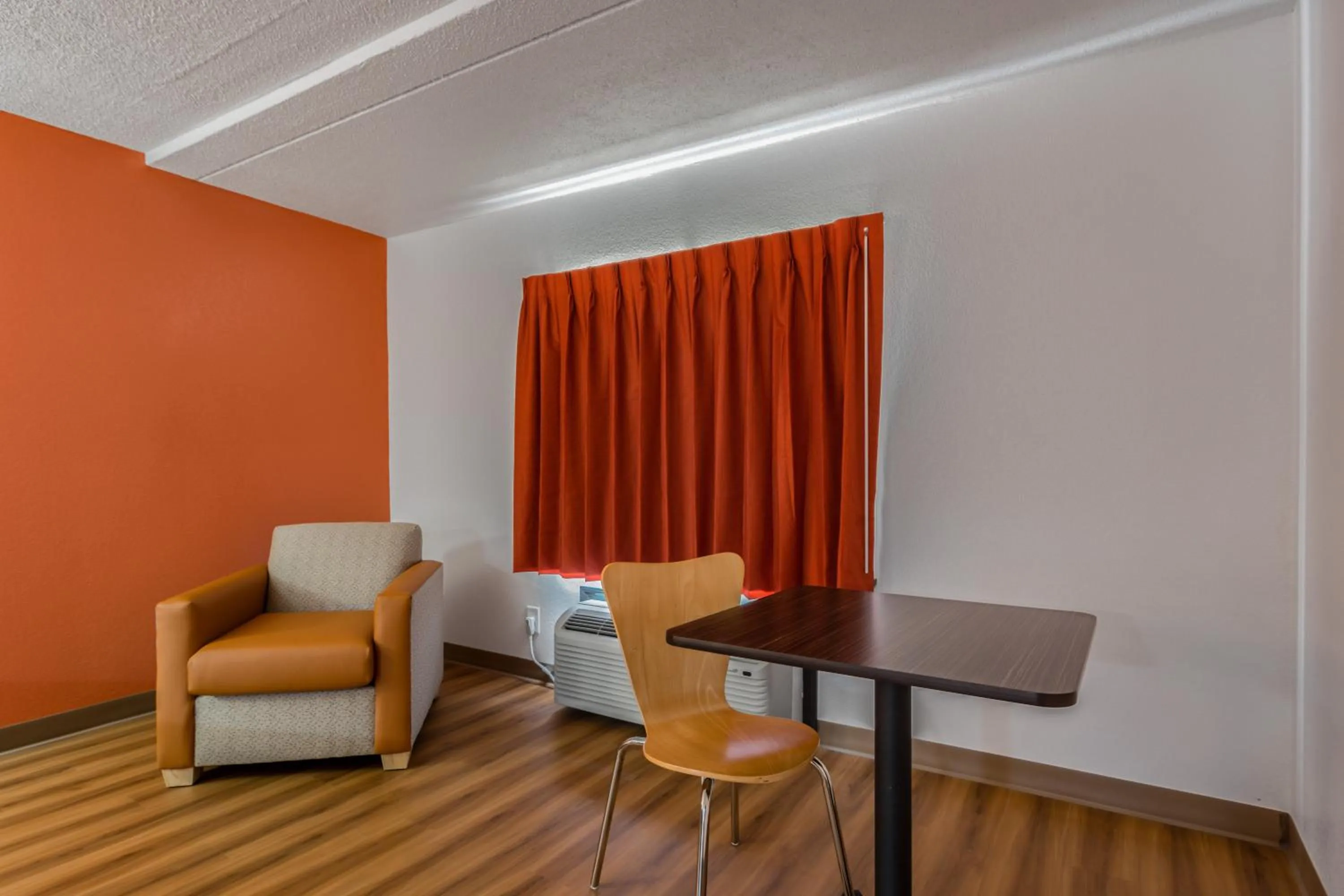 Bedroom in Motel 6-White, GA - Cartersville