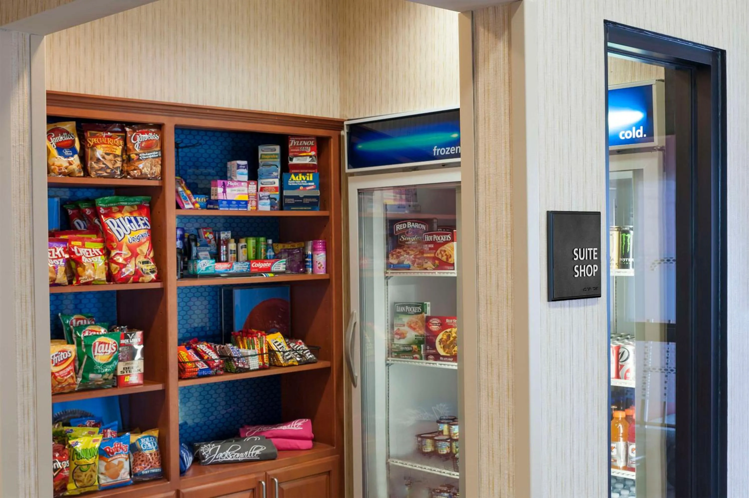 Restaurant/places to eat in Hampton Inn Jacksonville