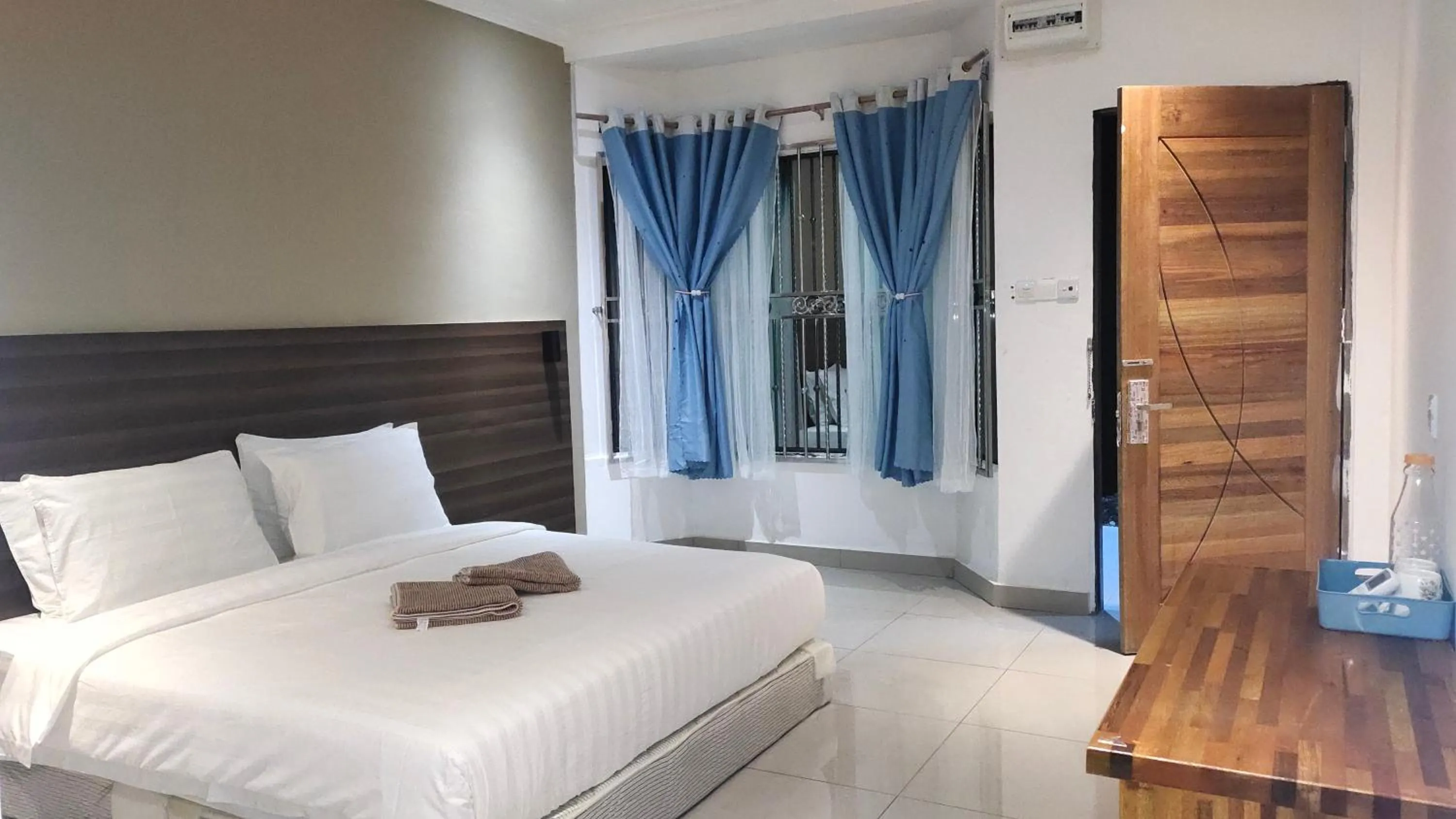 Bed in Hemingway Cottage 海明威度假屋