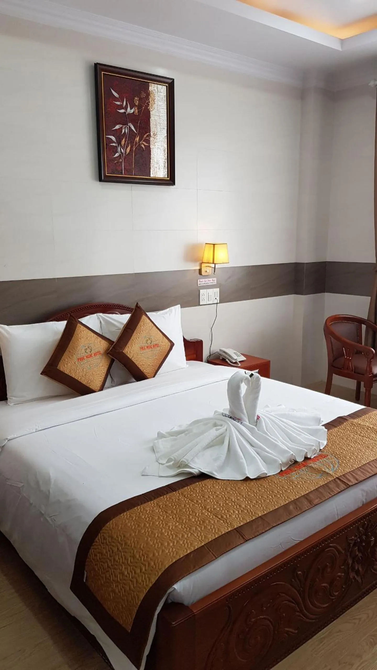 Bed in Phuc Ngoc Hotel