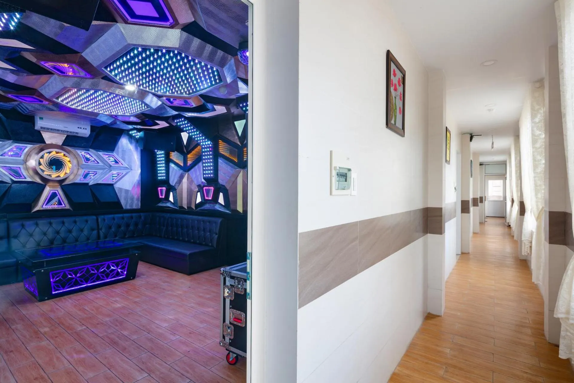 Karaoke in Phuc Ngoc Hotel