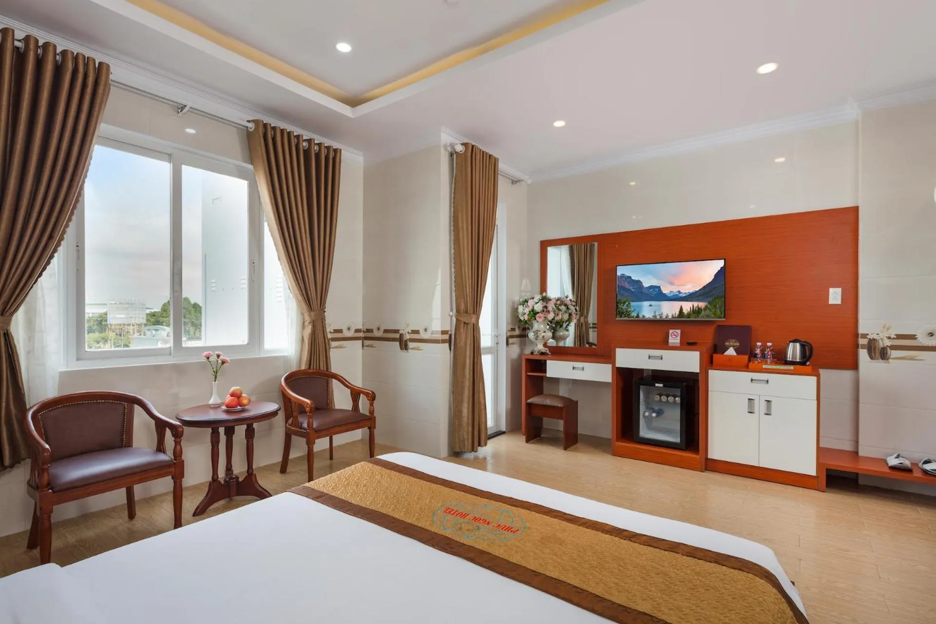 Bed in Phuc Ngoc Hotel