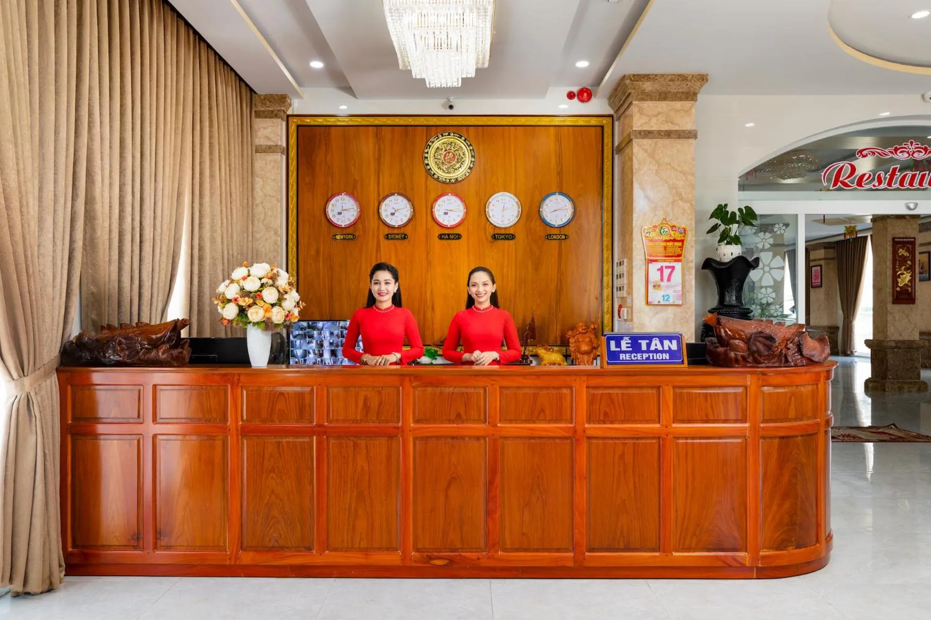 Lobby or reception in Phuc Ngoc Hotel