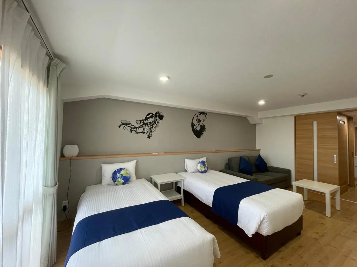 Bed in Hotel Miyakojima