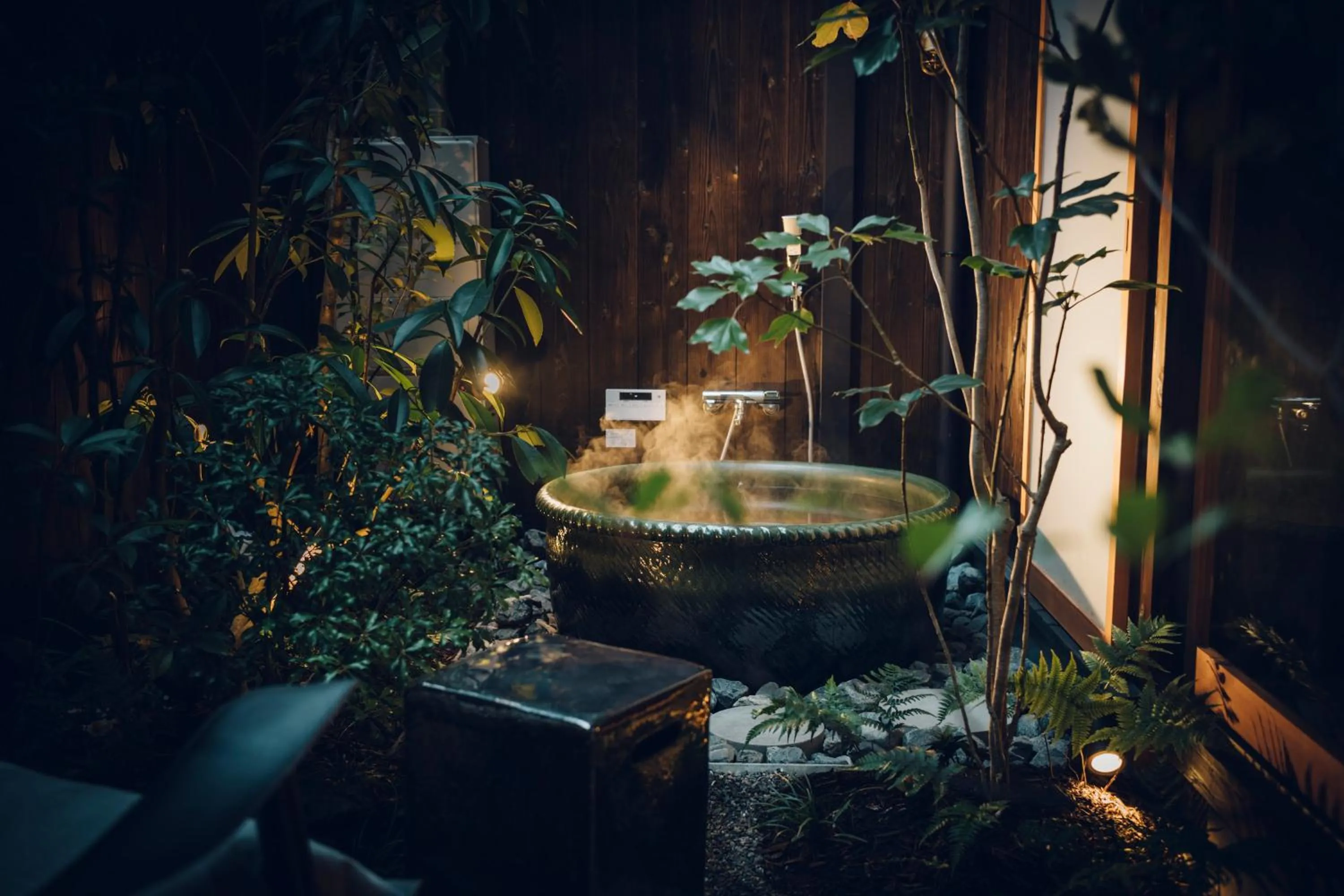 Hot Tub in Ieno House Kyoto