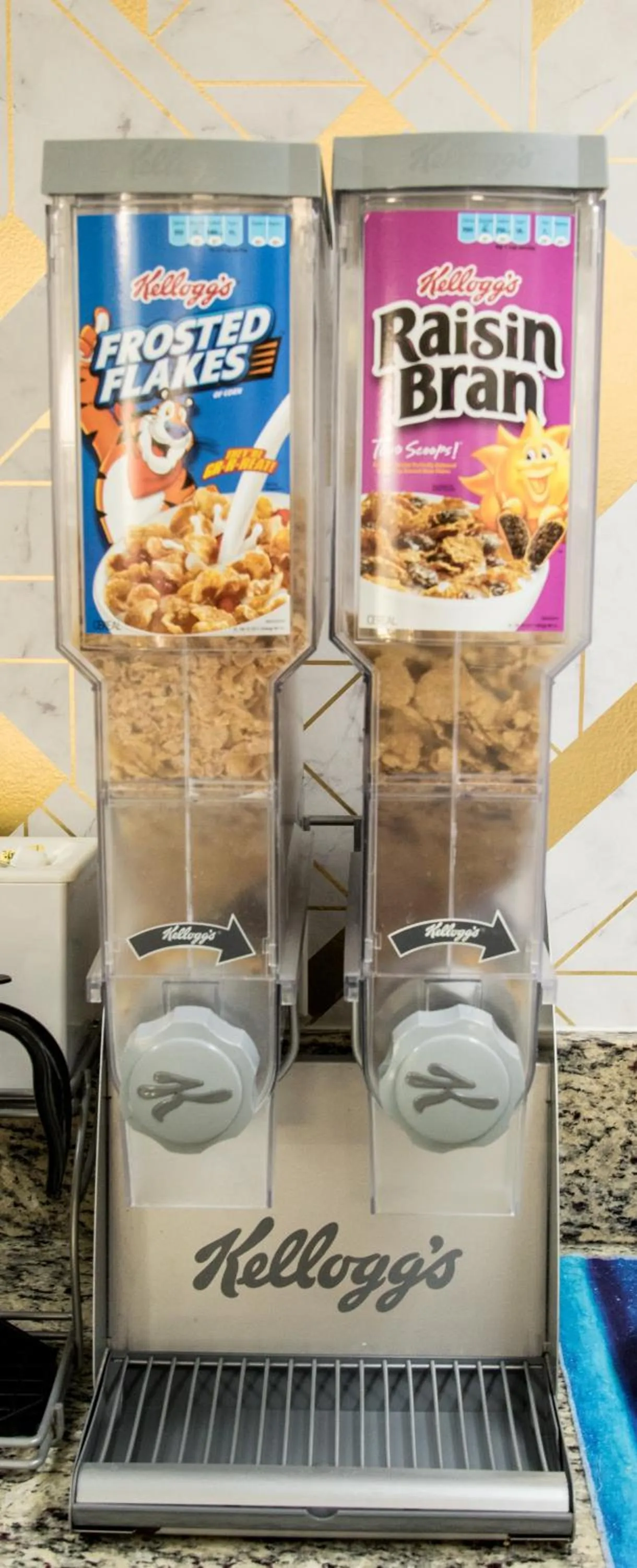 Breakfast in Envi Boutique Hotel Henderson-Evansville South