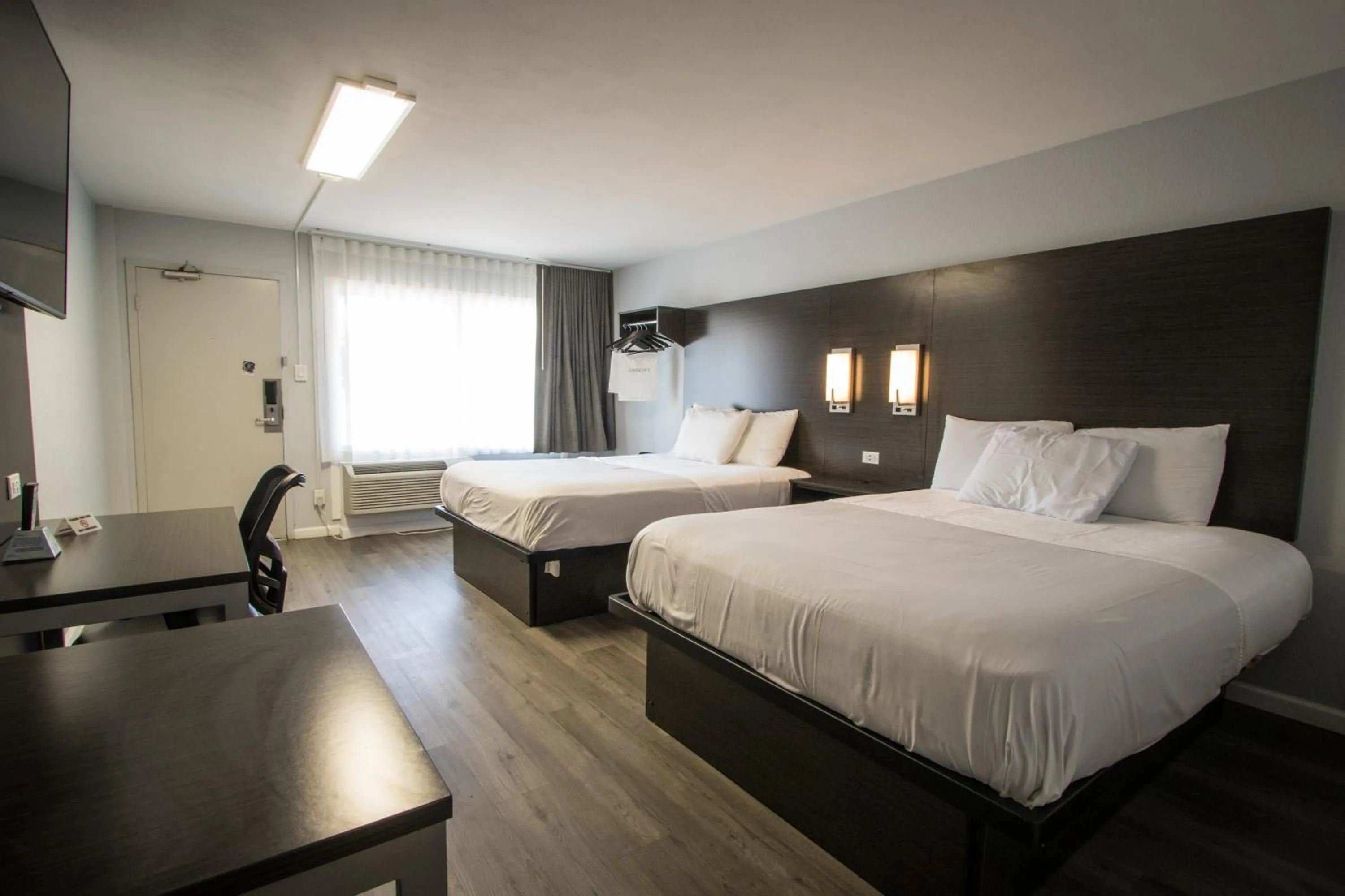 Bedroom, Bed in Envi Boutique Hotel Henderson-Evansville South