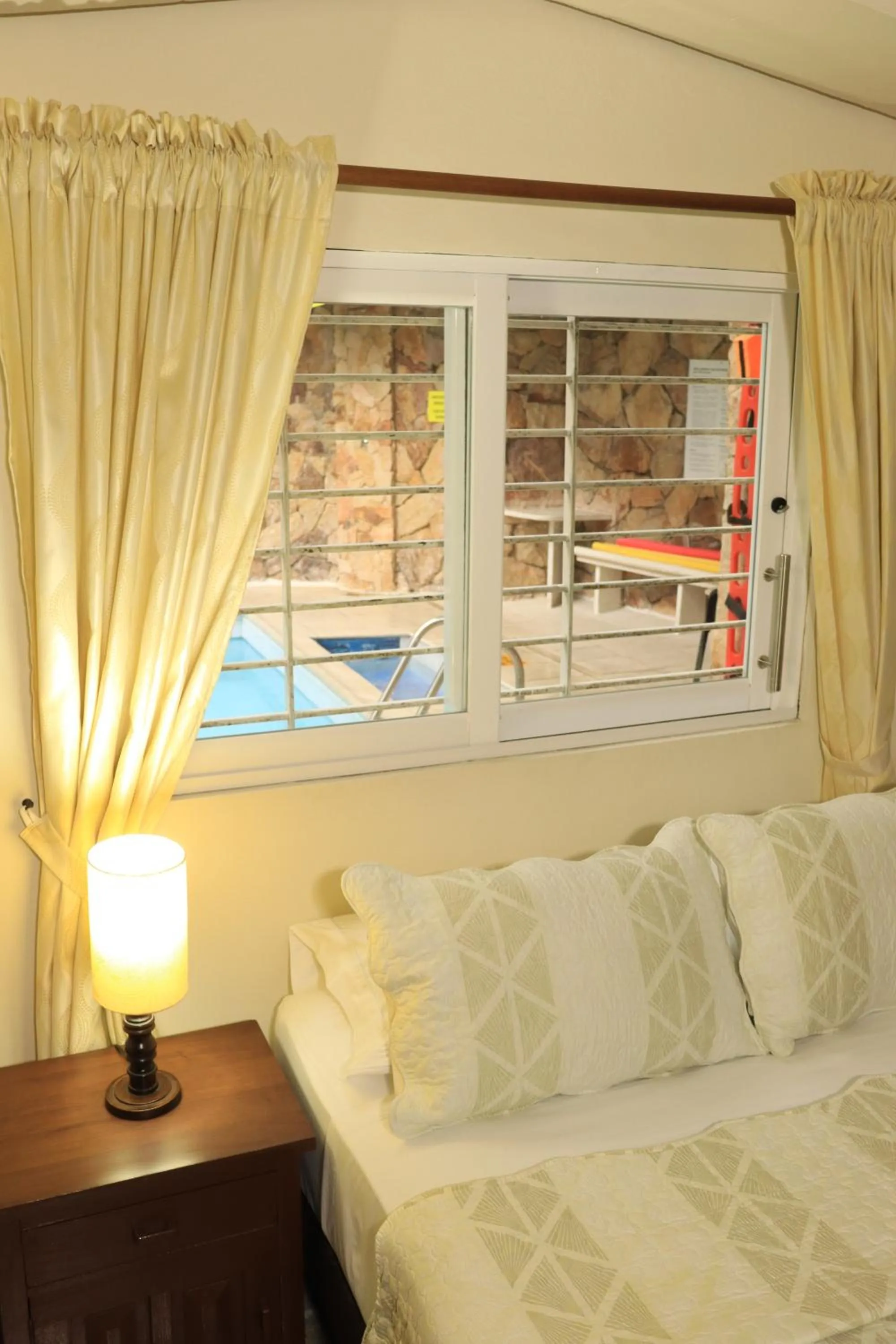 Photo of the whole room, Bed in Hotel Stein Colonial